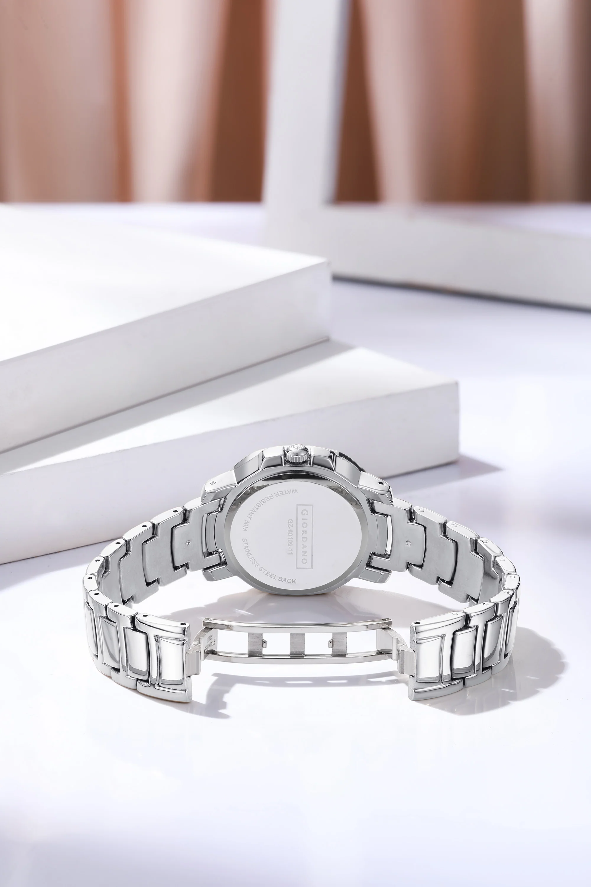 Giordano Analog dress Watch for Women with square dial , Crystal-Accented Bezel and stainless steel strap | GZ-60109-11 - Image 3