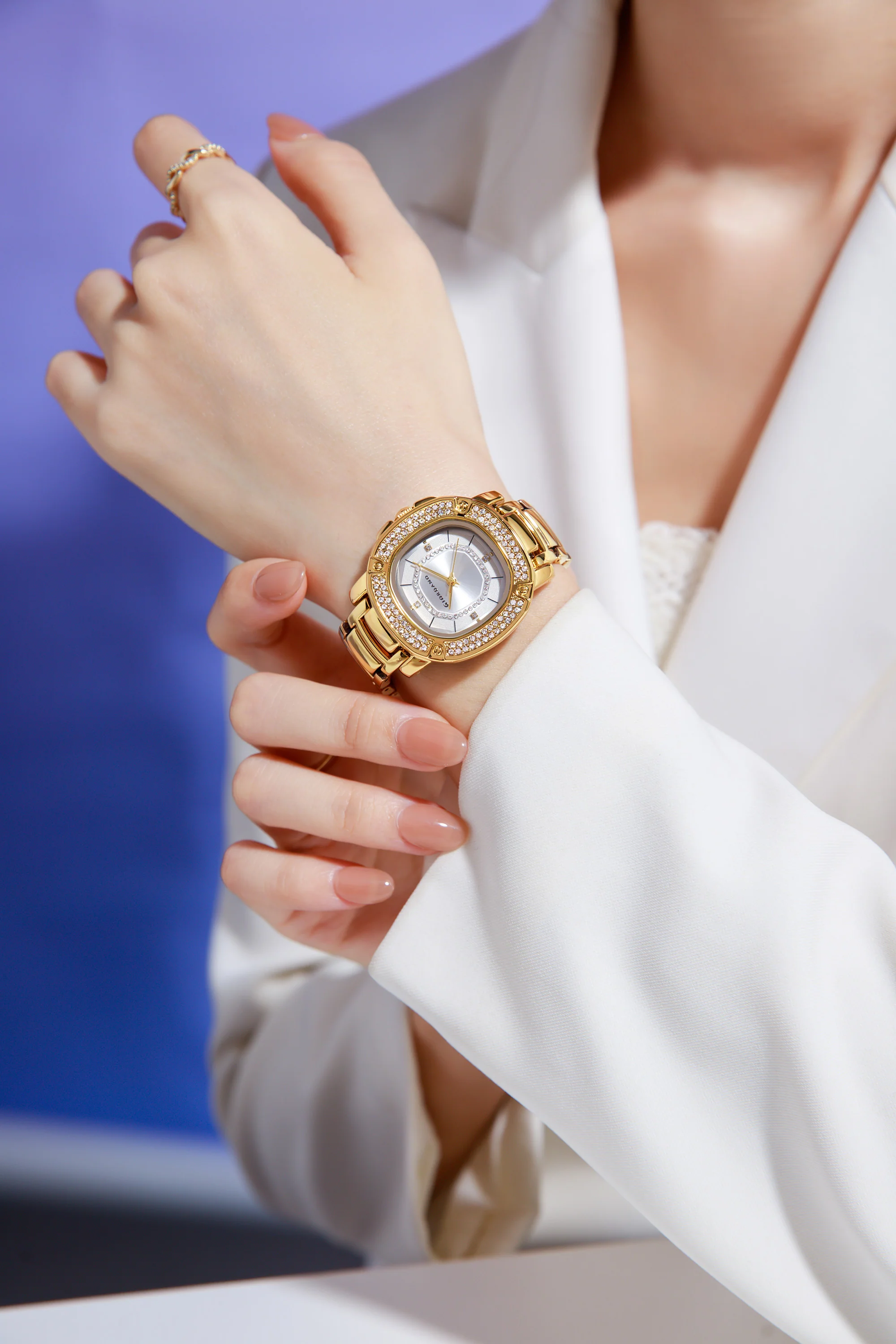 Giordano Analog dress Watch for Women with square dial , Crystal-Accented Bezel and stainless steel strap | GZ-60109-22 - Image 2