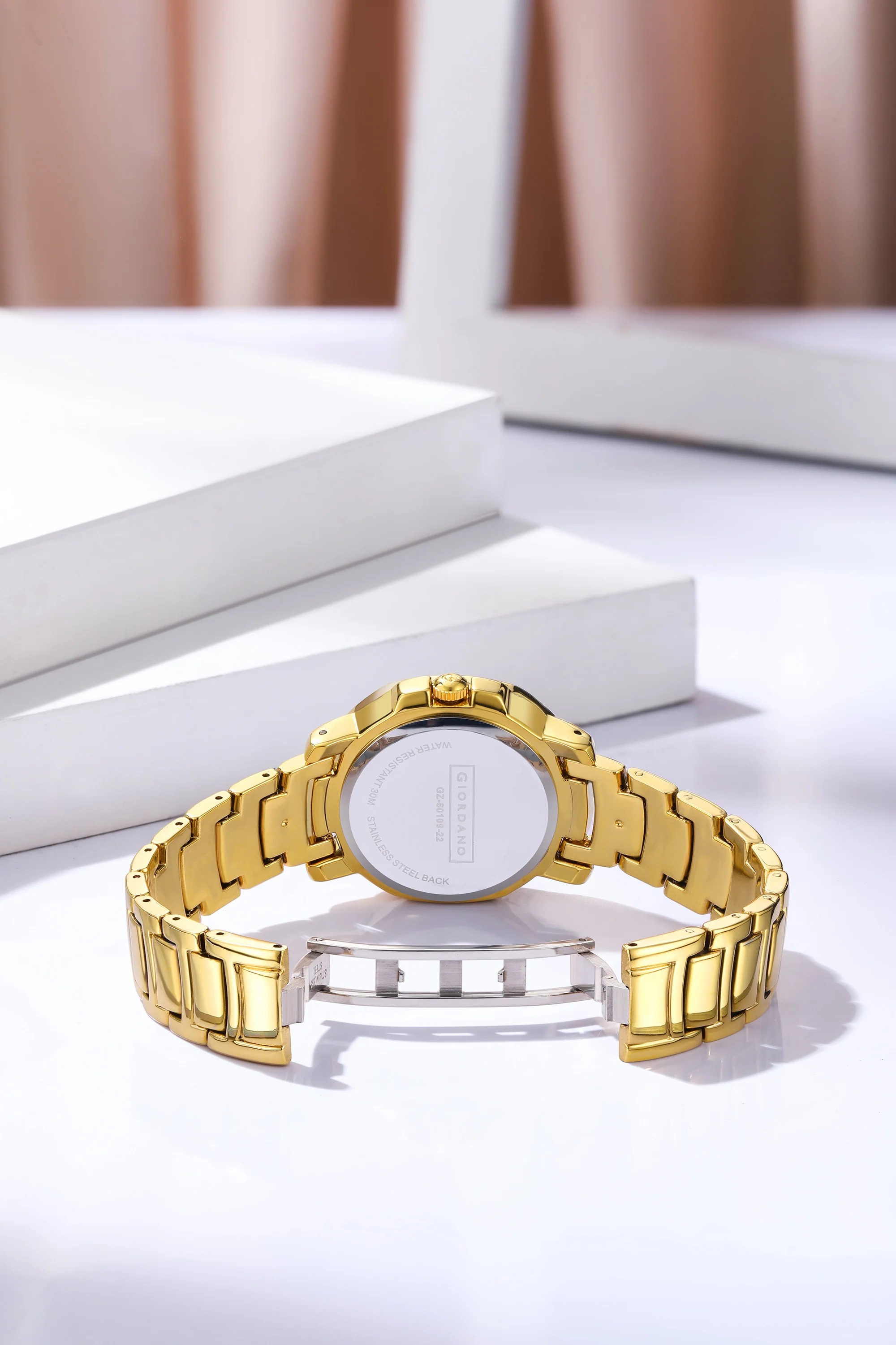 Giordano Analog dress Watch for Women with square dial , Crystal-Accented Bezel and stainless steel strap | GZ-60109-22 - Image 4