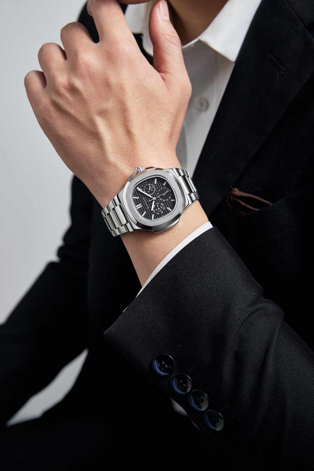 Giordano Analog Multifunction Watch for Men – Textured Dial with Cushion Case, Luminous Index Markers, Stainless Steel Strap, Day & Date Display GZ-50167-11 - Image 2