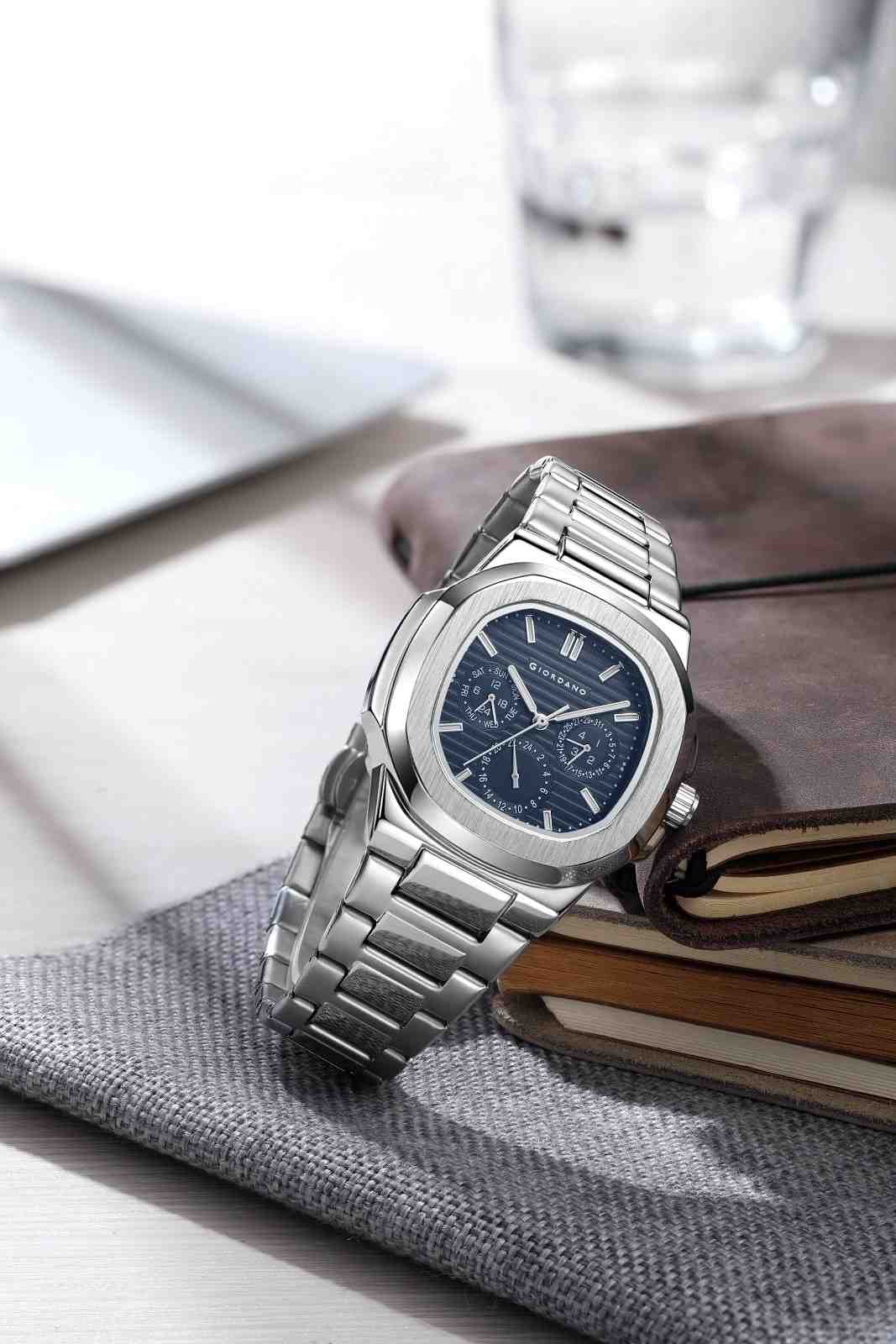Giordano Analog Multifunction Watch for Men – Textured Dial with Cushion Case, Luminous Index Markers, Stainless Steel Strap, Day & Date Display GZ-50167-33 - Image 3