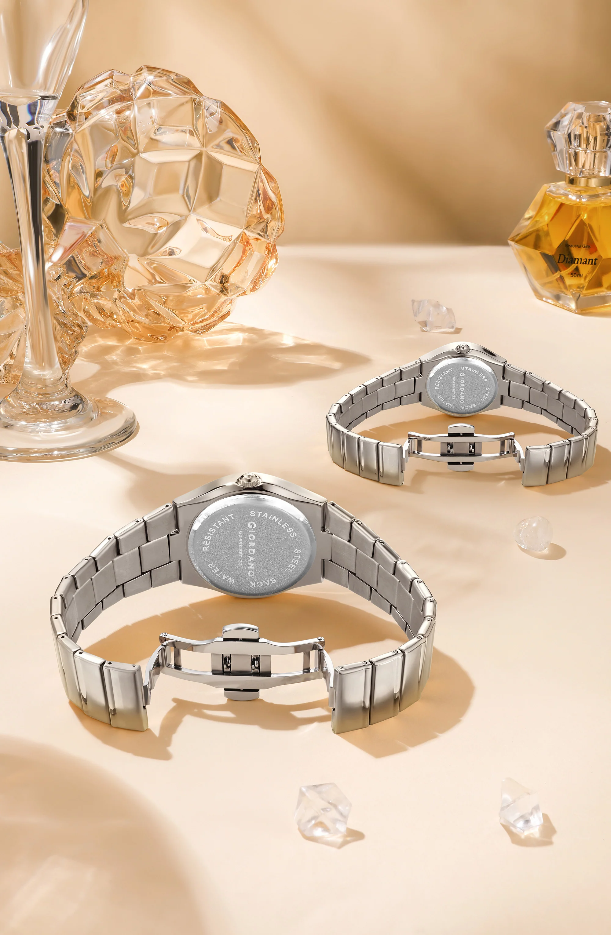 Giordano Analog Pair Watch For Unisex With Round Dial, Crystal Indices , Date Display And Stainless Steel Strap GZ-990-SET-33 - Image 4