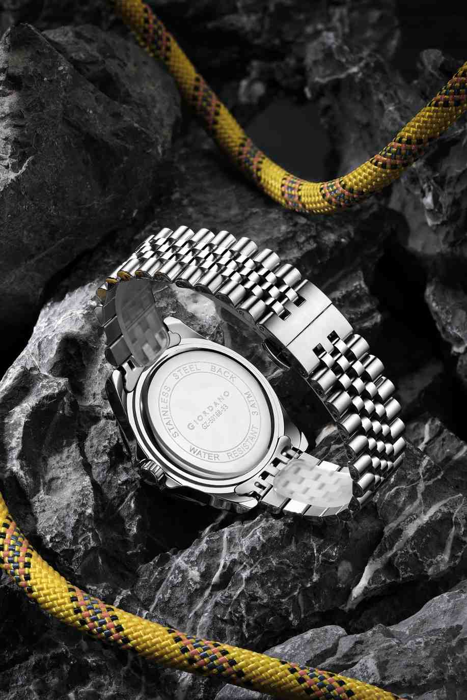 Giordano Analog Quartz Watch for Men – Round Dial with Rotating Bezel, Luminous Hour Markers, Stainless Steel Strap & Date Display GZ-50168-33 - Image 4