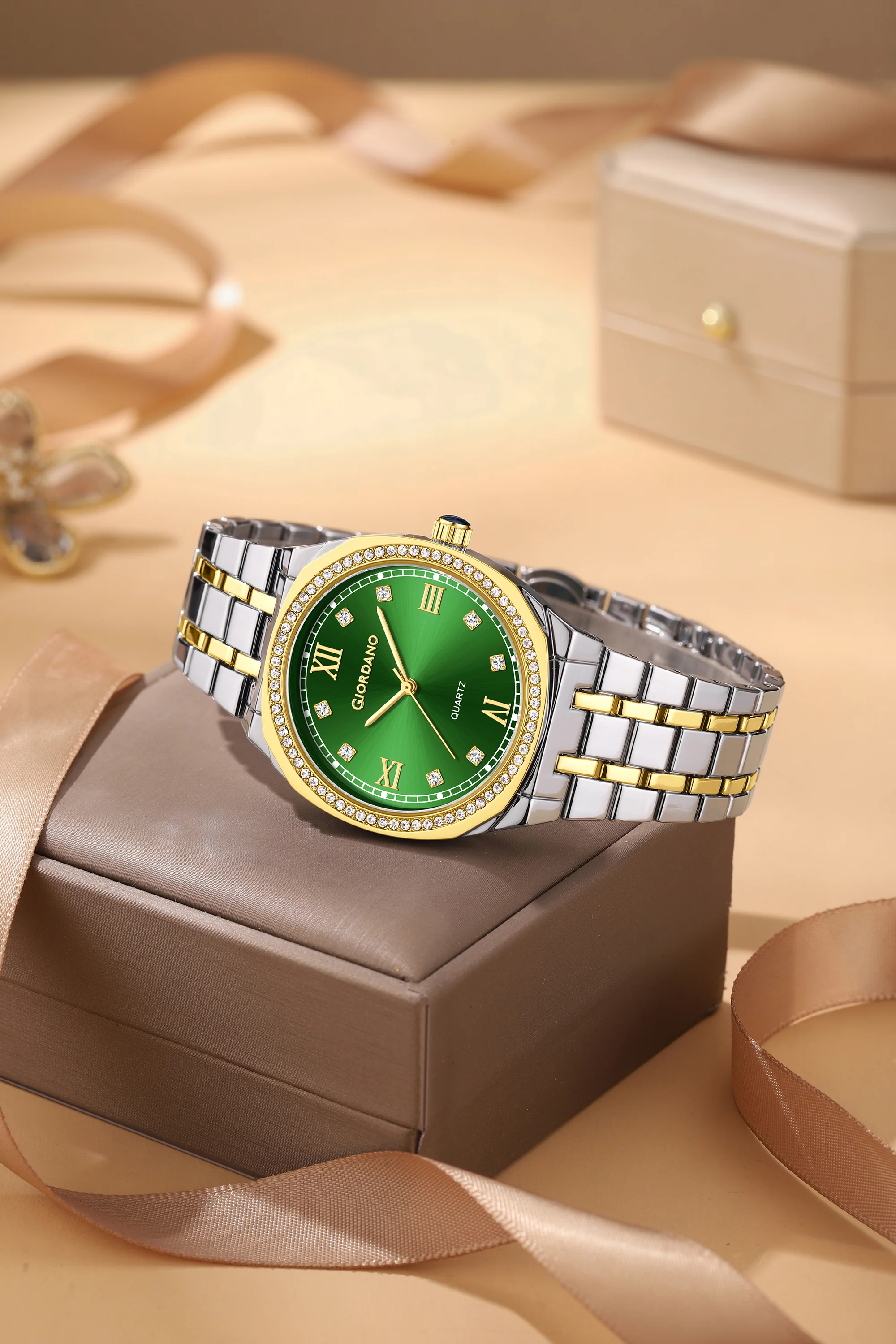 Giordano Analog Quartz Watch for Men with Round Green Dial, Roman Indices, Blue Crown, Crystal Studded Hour Markers and Bezel, Silver and Gold Stainless Steel Strap - GZ-50216-33 - Image 3