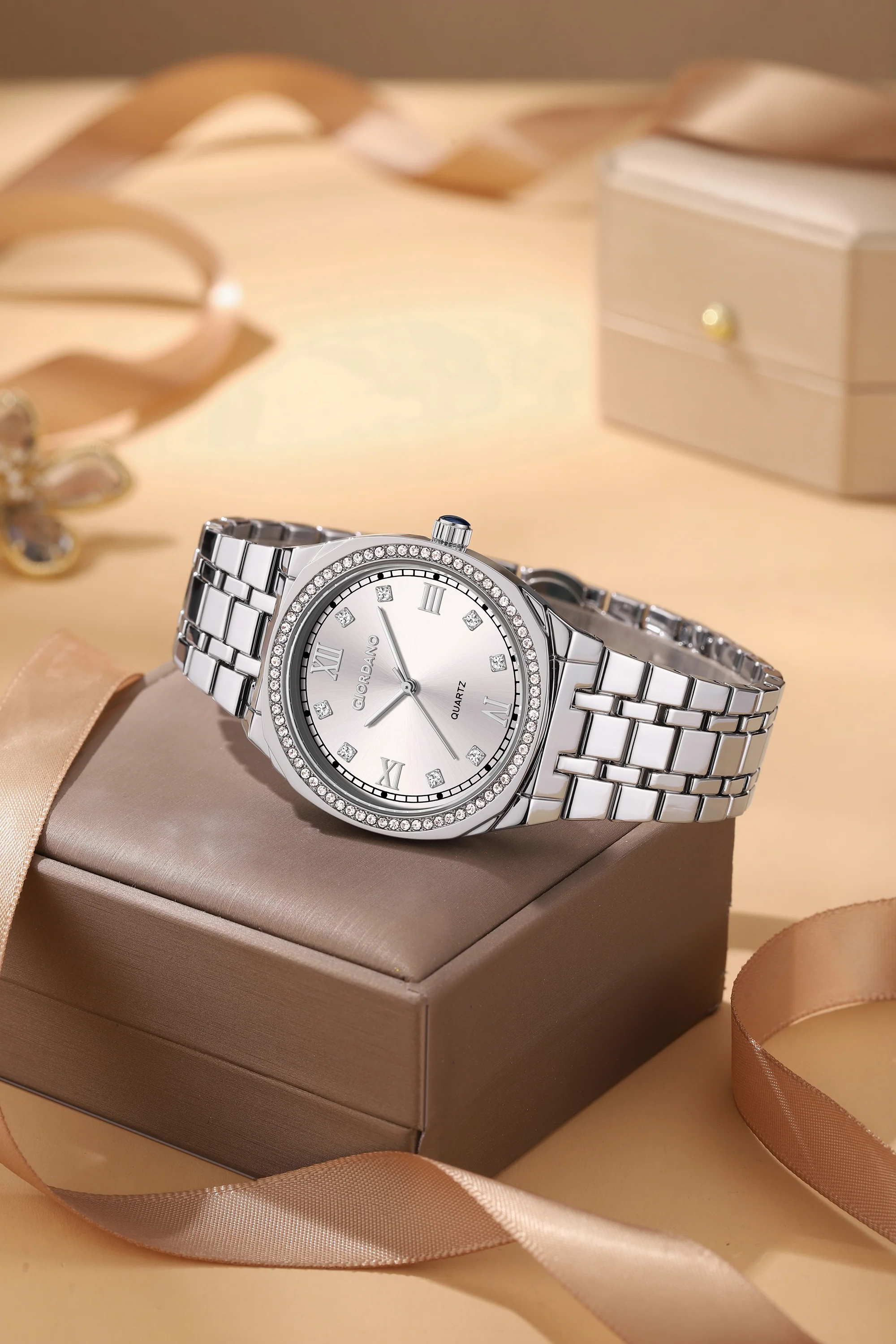 Giordano Analog Quartz Watch for Men with Round White Dial, Roman Indices, Blue Crown, Crystal Studded Hour Markers and Bezel, Silver Stainless Steel Strap - GZ-50216-11 - Image 3