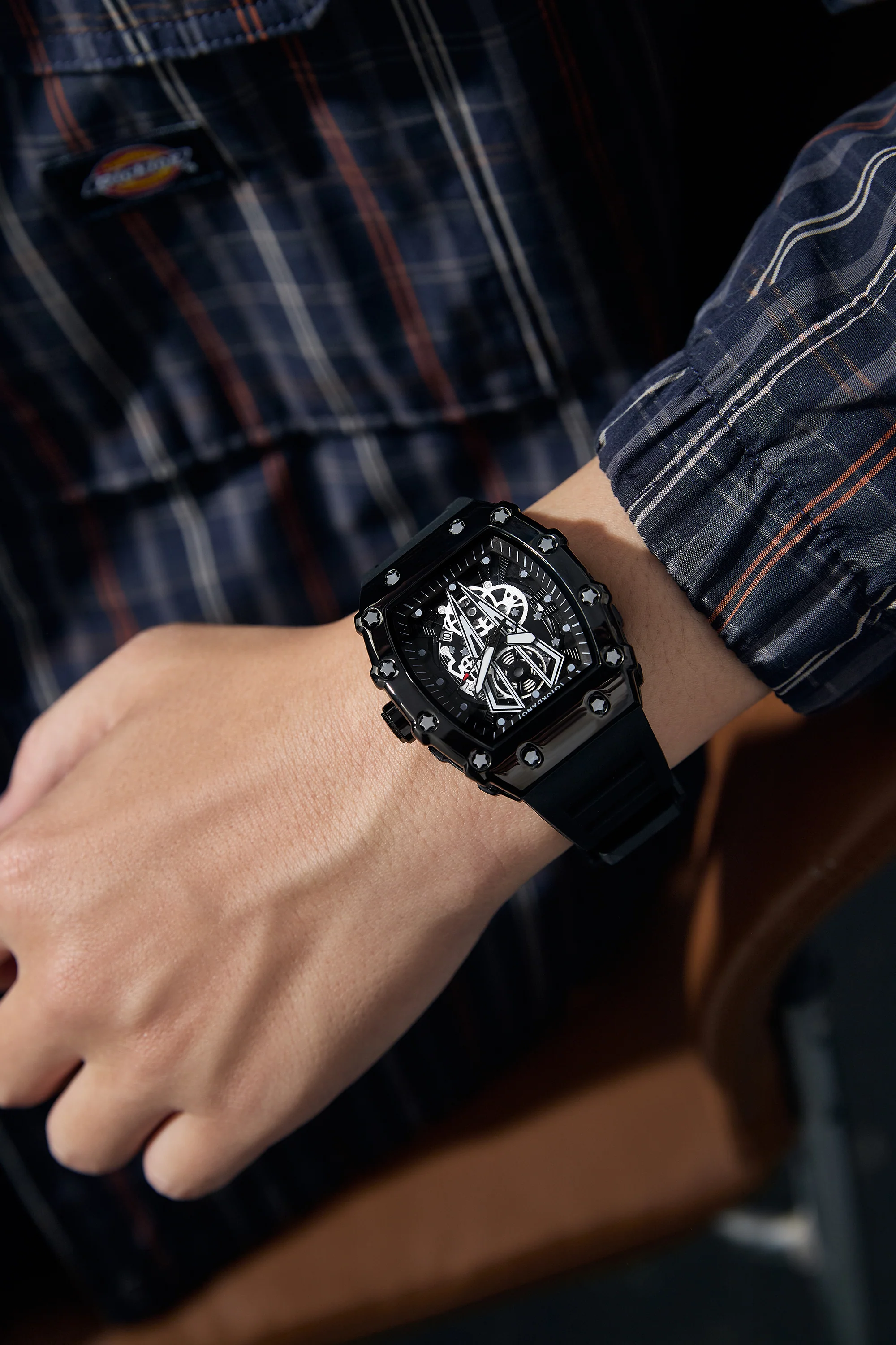 Giordano Analog Quartz Watch for Men with Skeleton Rectangle Black Dial, Date Function, Luminous Hands and Markers, Black Silicone Strap - GZ-50237-11 - Image 2
