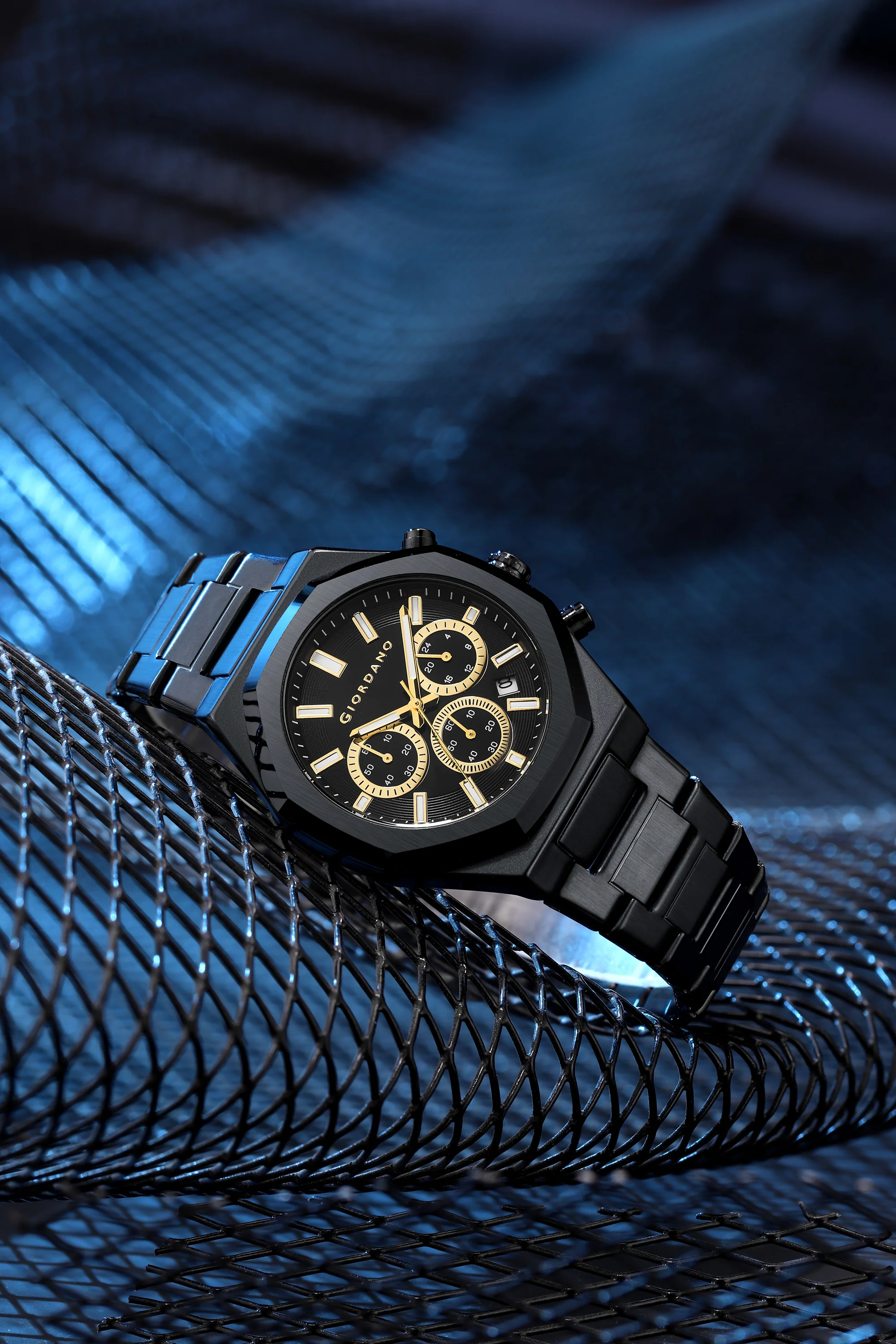 Giordano Analog Quartz Watch for Men with Textured Black Dial, Gold-Tone Hands & Hour Markers, Date Display, Two-Tone Stainless Steel Strap, Gold Bezel and 3 ATM Water Resistant - GZ-50170-11 - Image 3