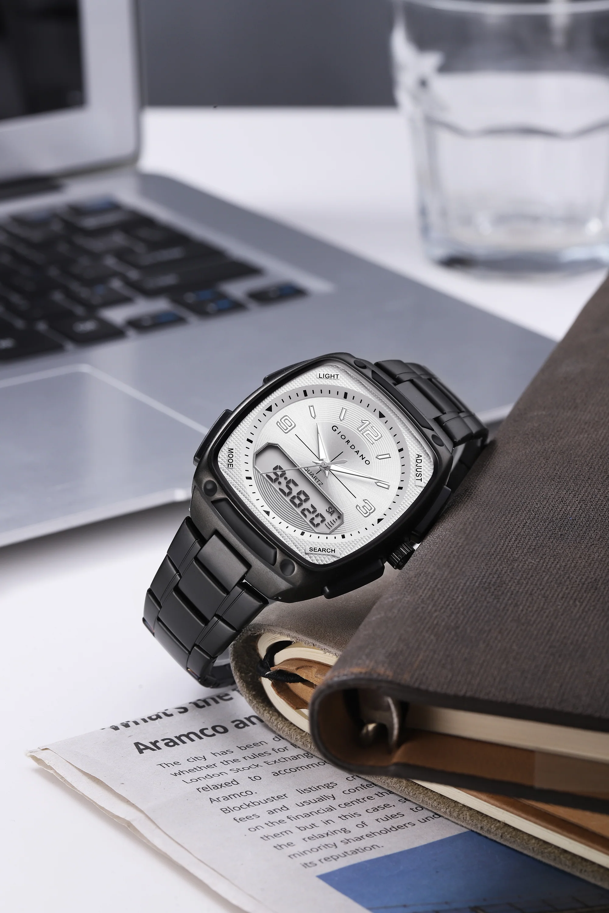 Giordano Analog Quartz Watch for Men with Texured Square White Dial, Date and Day Function, Luminous Hands and Hour Markers, Black Stainless Steel Strap - GZ-50223-55 - Image 3