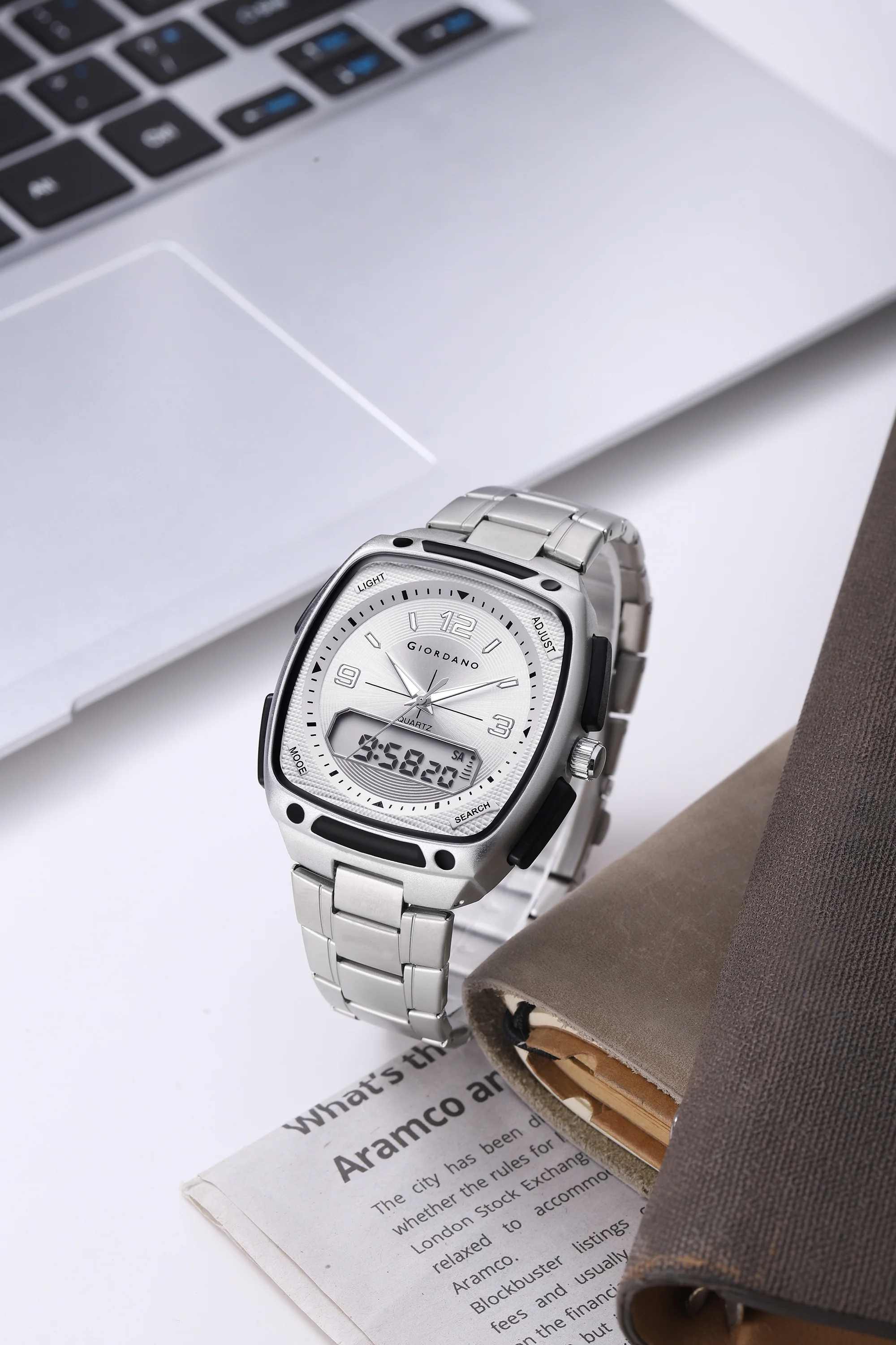 Giordano Analog Quartz Watch for Men with Texured Square White Dial, Date and Day Function, Luminous Hands and Hour Markers, Silver Stainless Steel Strap - GZ-50223-33 - Image 3