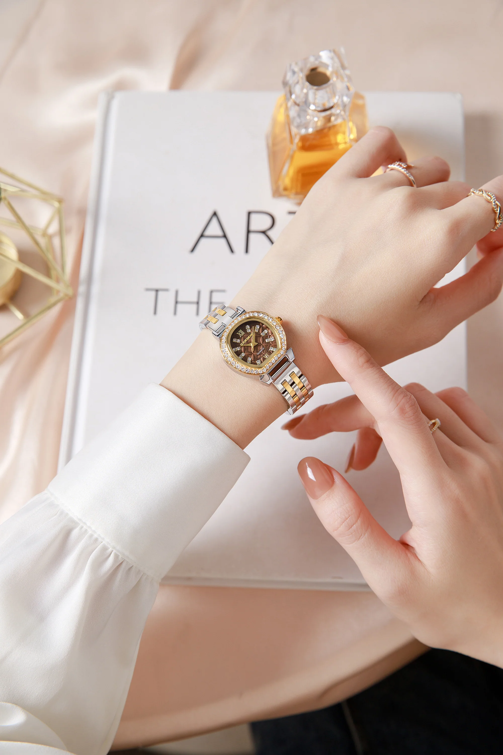Giordano Analog Quartz Watch for Women with Bangle Set Texured Oval Brown Dial, Roman Indices, Blue Crown, Crystal Studded Hour Markers and Bezel, Silver and Gold Stainless Steel Strap - GZ-60154-33 - Image 3