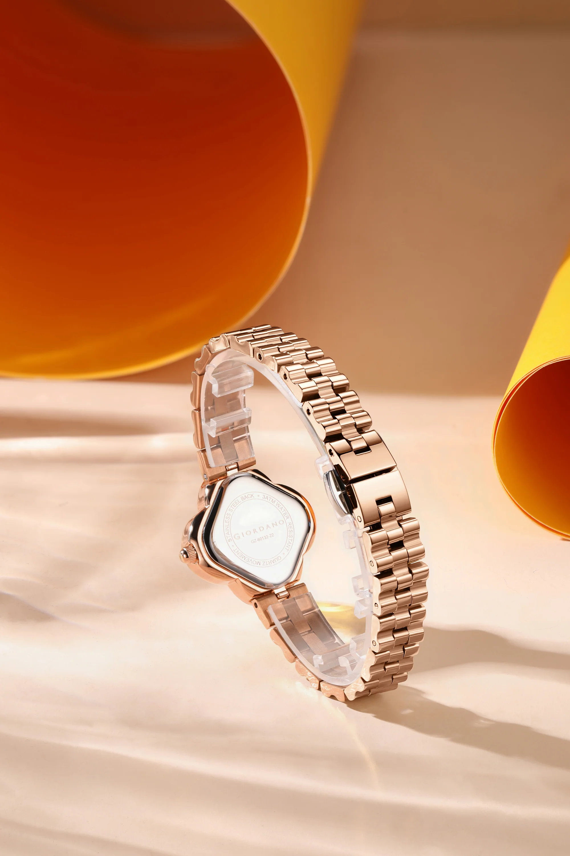 Giordano Analog Quartz Watch for Women with Clover-Shaped Dial, Crystal Embellished Bezel, Elegant Design and Stainless Steel Strap GZ-60132-22 - Image 4