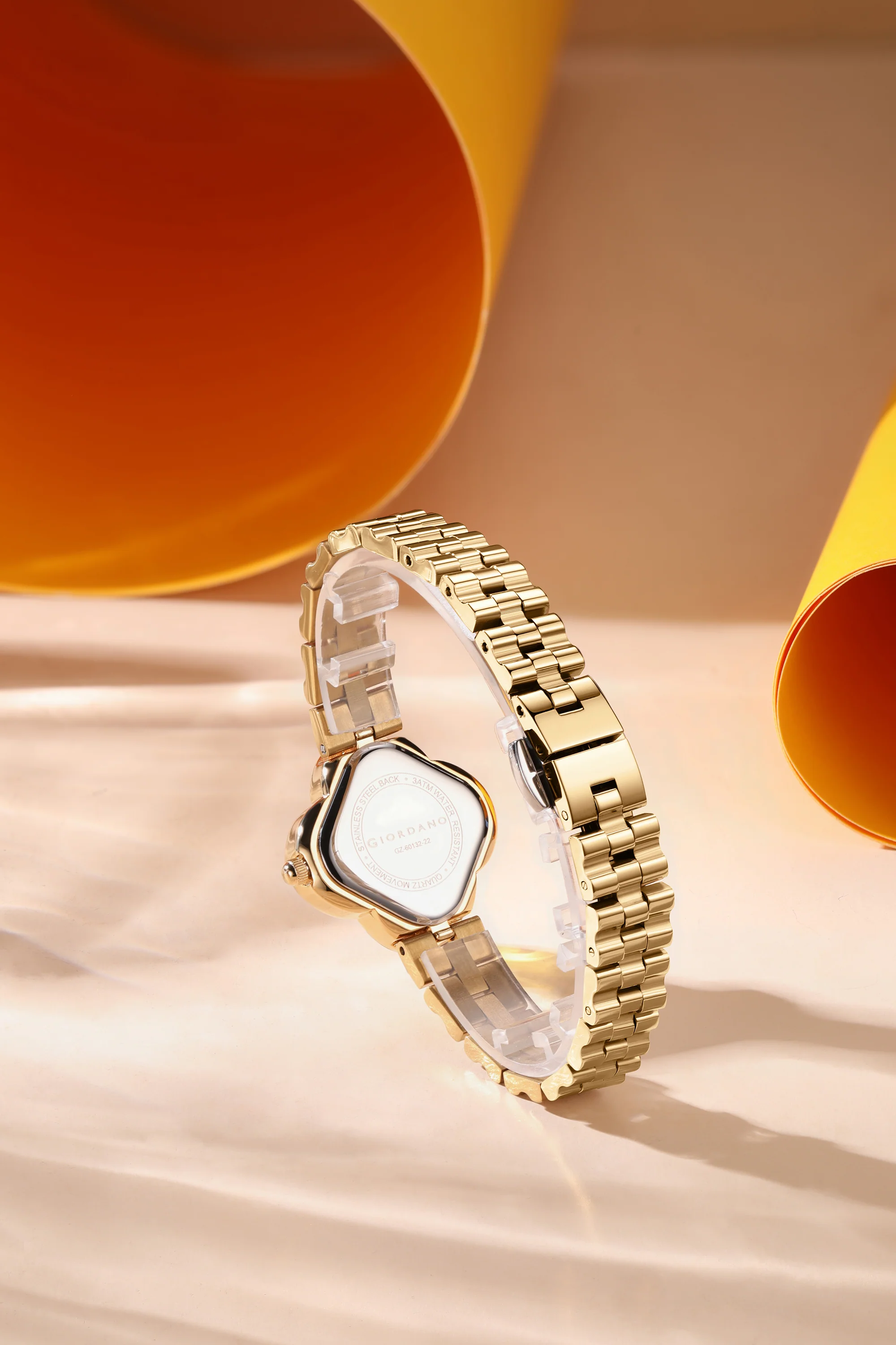 Giordano Analog Quartz Watch for Women with Clover-Shaped Dial, Crystal Embellished Bezel, Elegant Design and Stainless Steel Strap GZ-60132-33 - Image 4