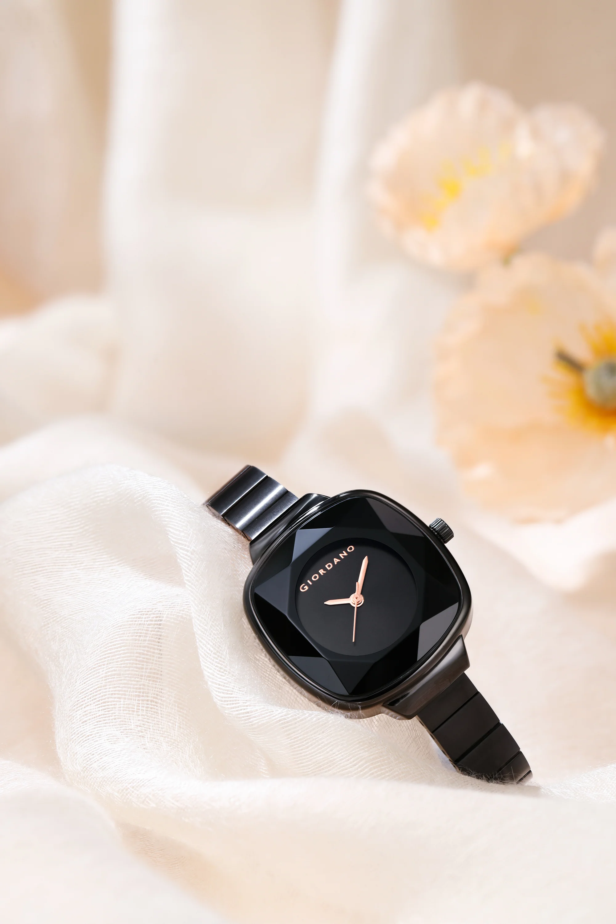 Giordano Analog Quartz Watch for Women with Cut Glass Dial, Rose Gold Hands, Minimalist Design and Matte Stainless Steel Strap GZ-60131-11 - Image 3