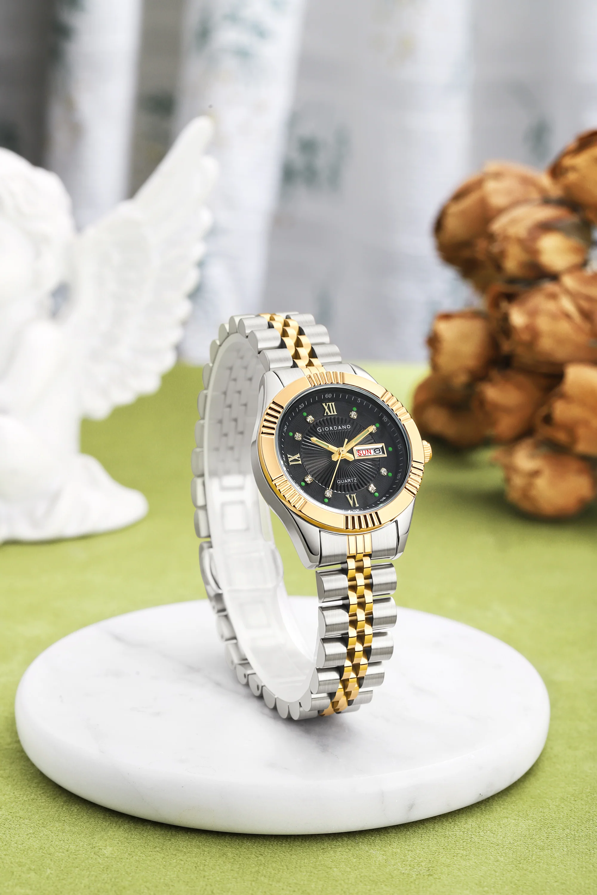 Giordano Analog Quartz Watch for Women with Day & Date Display, Textured Dial, Diamond Hour Markers, Roman Numerals Stainless Steel Strap - GZ-60172-11 - Image 3