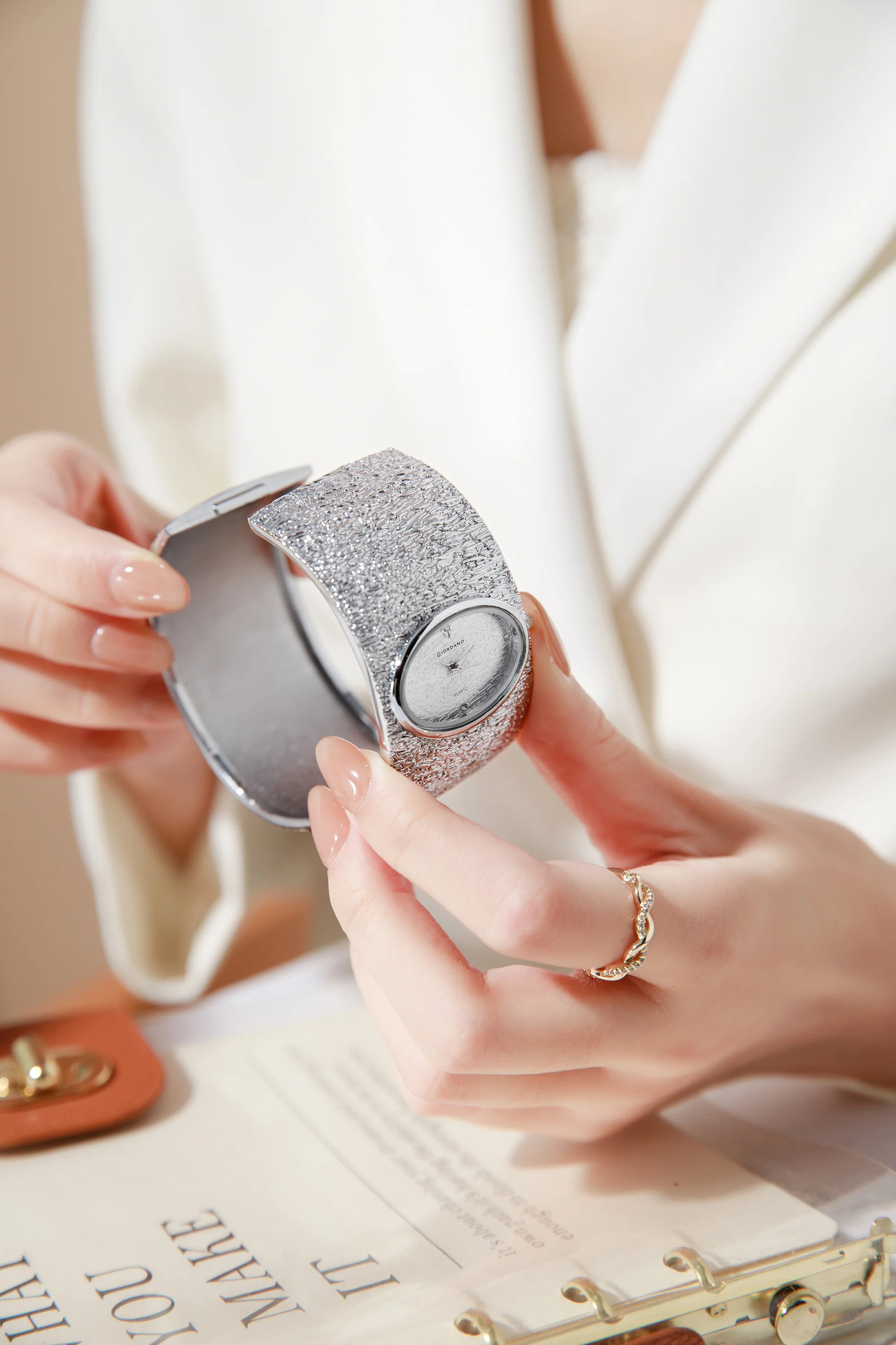 Giordano Analog Quartz Watch for Women with Oval Silver Textured Dial, Crystal Hour Markers, Stainless Steel Bangle Strap - GZ-60171-11 - Image 2