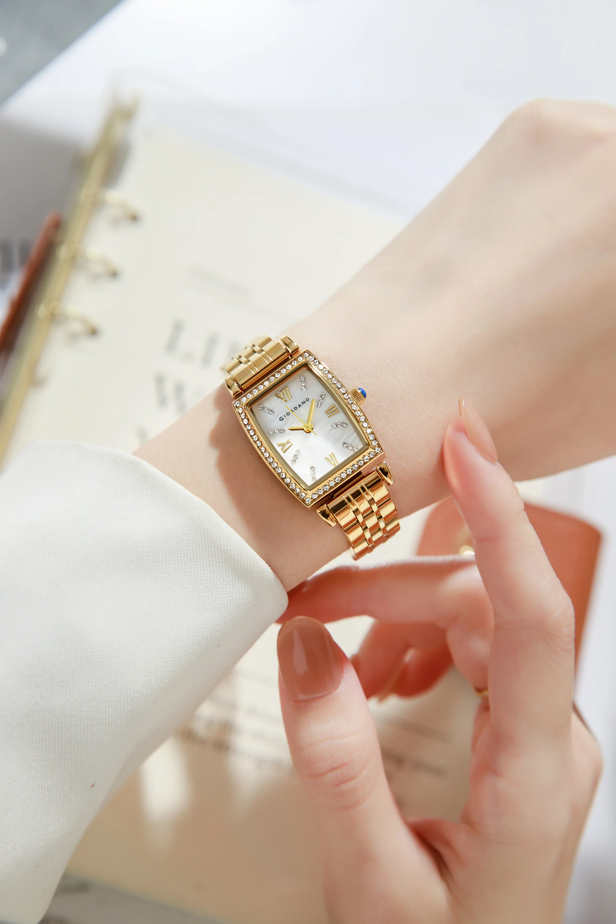 Giordano Analog Quartz Watch for Women with Rectangular Dial, Crystal Studded Bezel, Roman Numeral Markers and Stainless Steel Strap GZ-60130-33 - Image 2