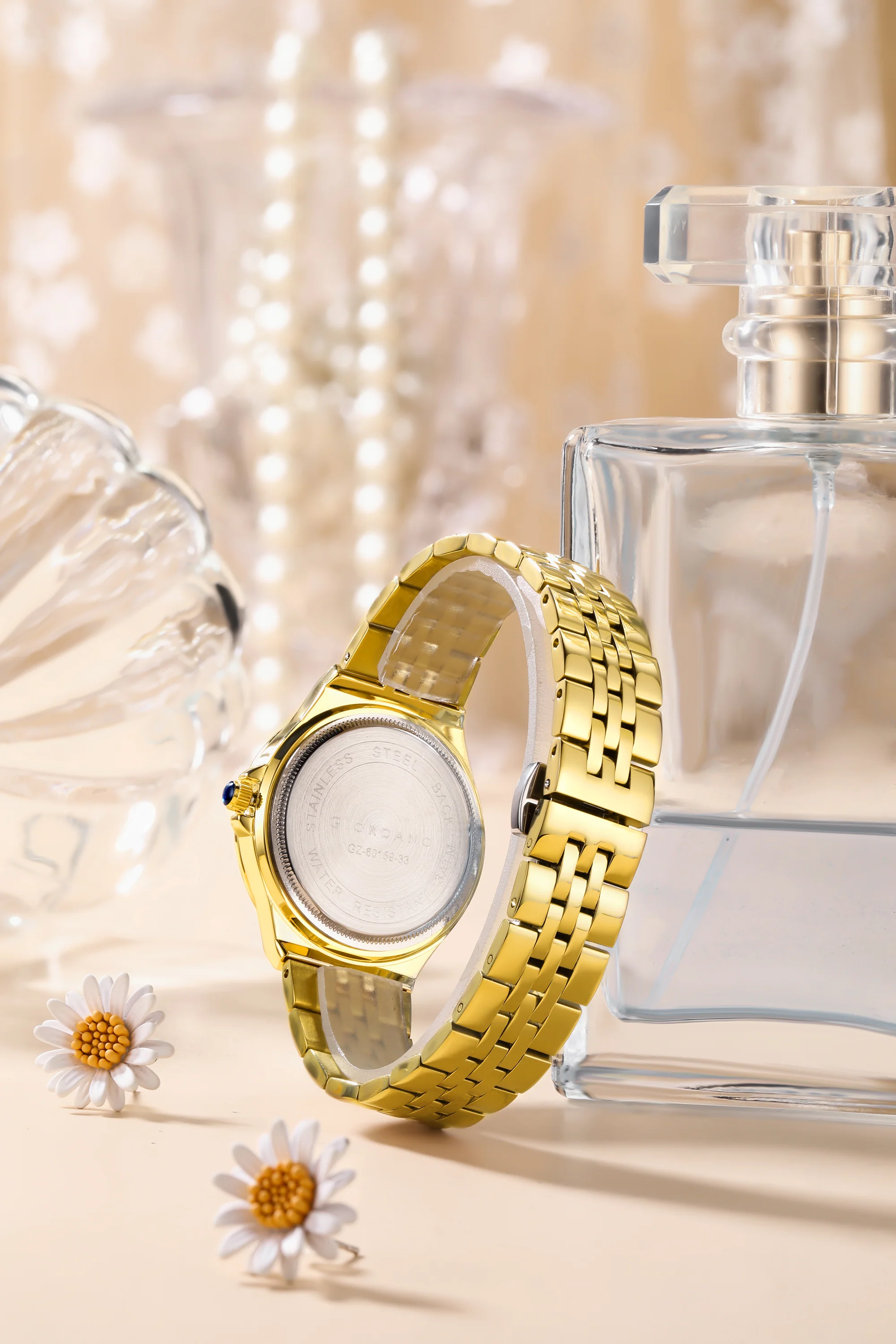 Giordano Analog Quartz Watch for Women with Round Green Dial, Crystal Studded Bezel, Blue Crown, Luminous Hands, Gold Stainless Steel Strap - GZ-60159-33 - Image 4