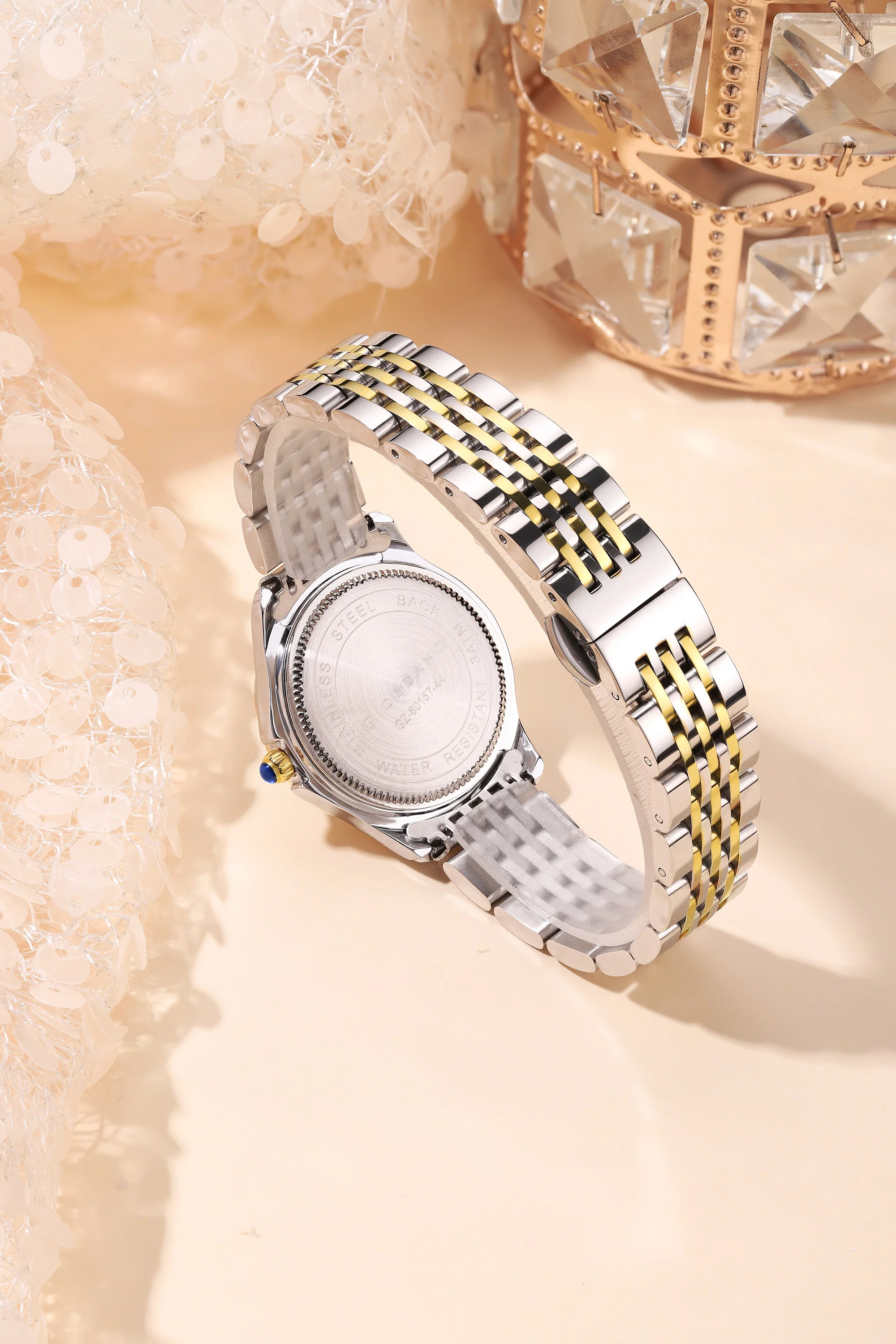 Giordano Analog Quartz Watch for Women with Textured Round Blue Dial, Flower shape case, Blue Crown, Crystal studded hour markers and bezel, Silver and Gold Stainless Steel Strap - GZ-60157-44 - Image 4