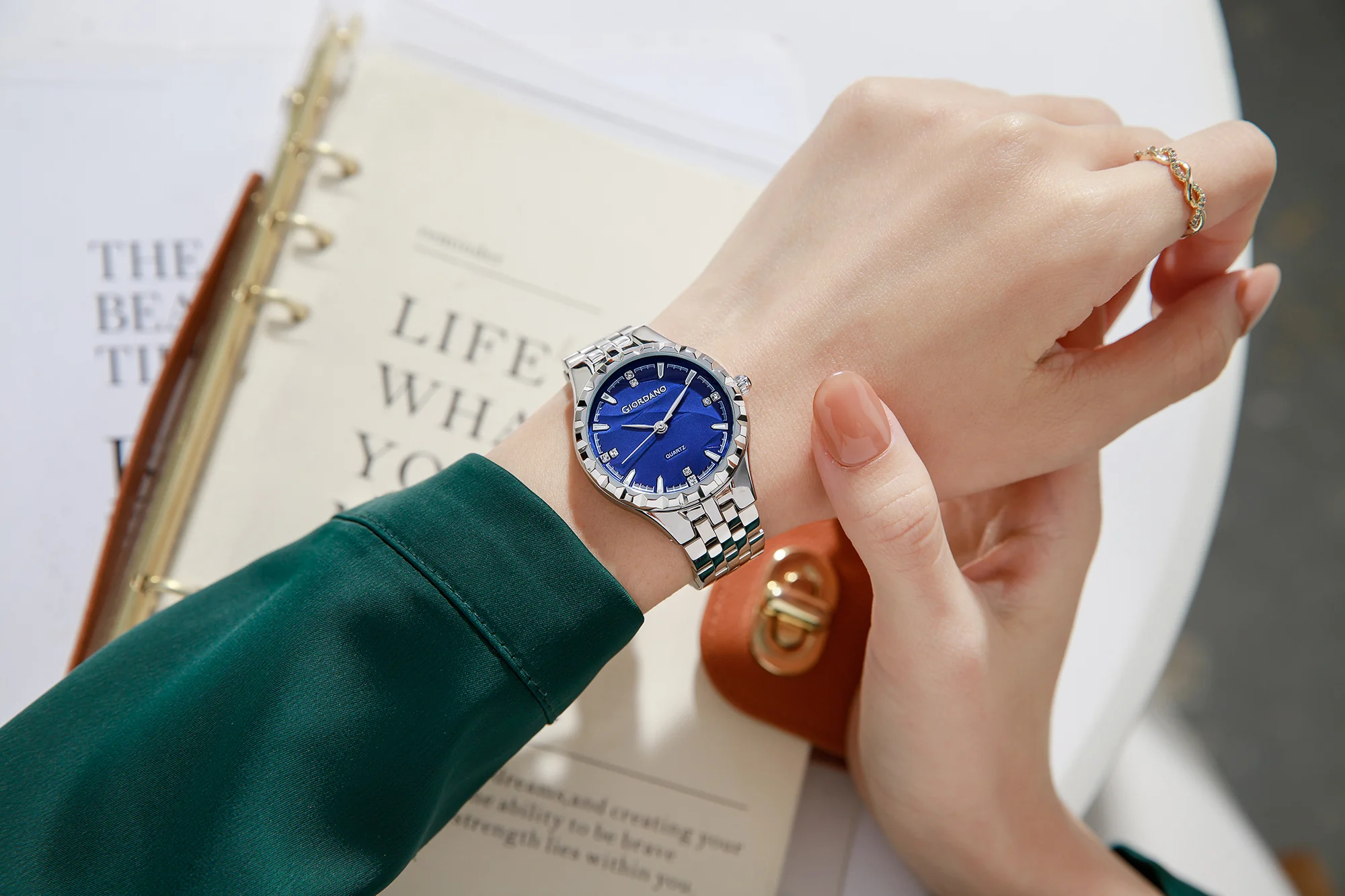 Giordano Analog Quartz Watch for Women with Textured Round Blue Dial, Luminous Hands and Markers, Silver Stainless Steel Strap - GZ-60164-22 - Image 2