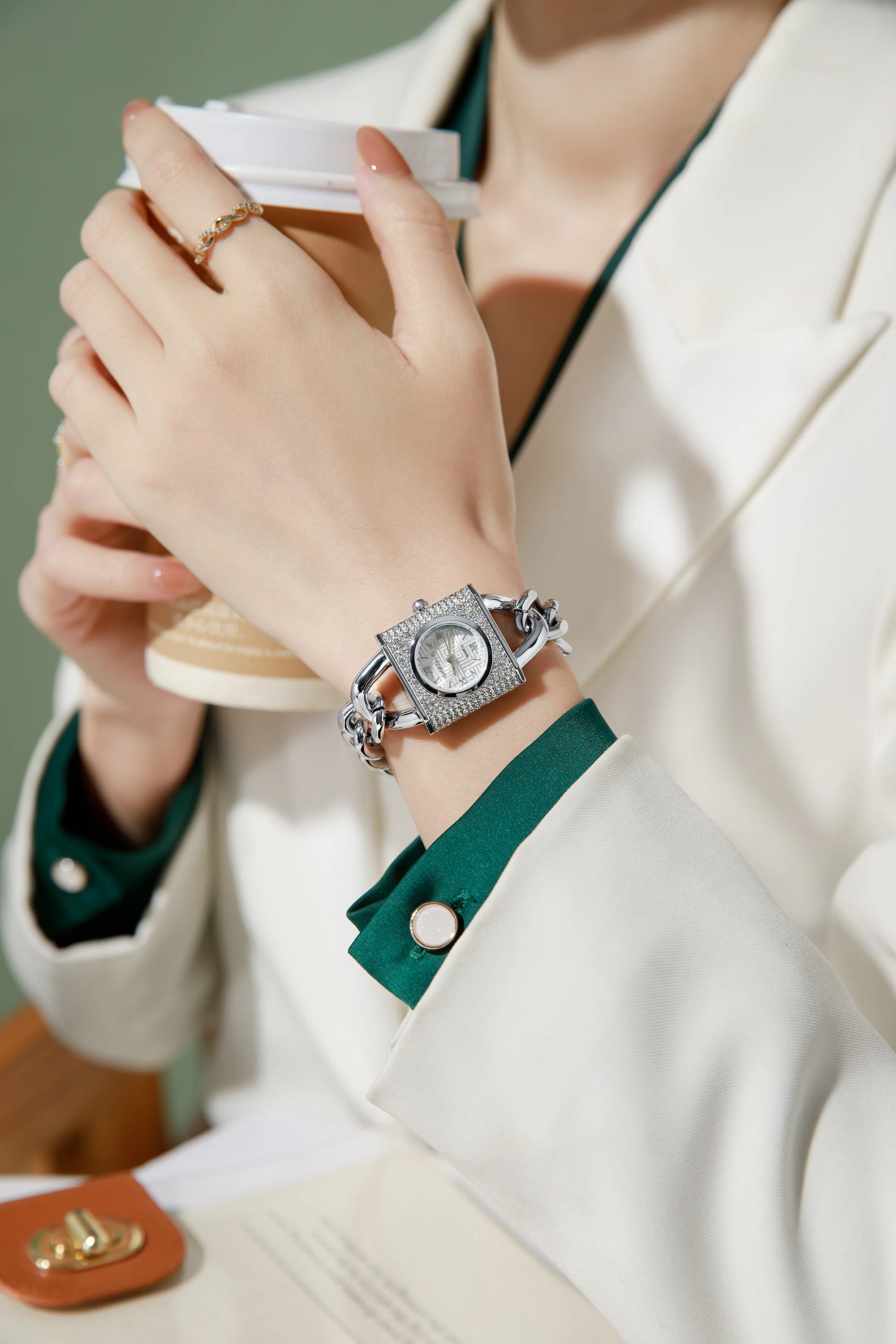 Giordano Analog Quartz Watch for Women with Textured Round White Dial, Crystal Studded Bezel, Blue Crown, Silver Stainless Steel Strap - GZ-60160-11 - Image 2