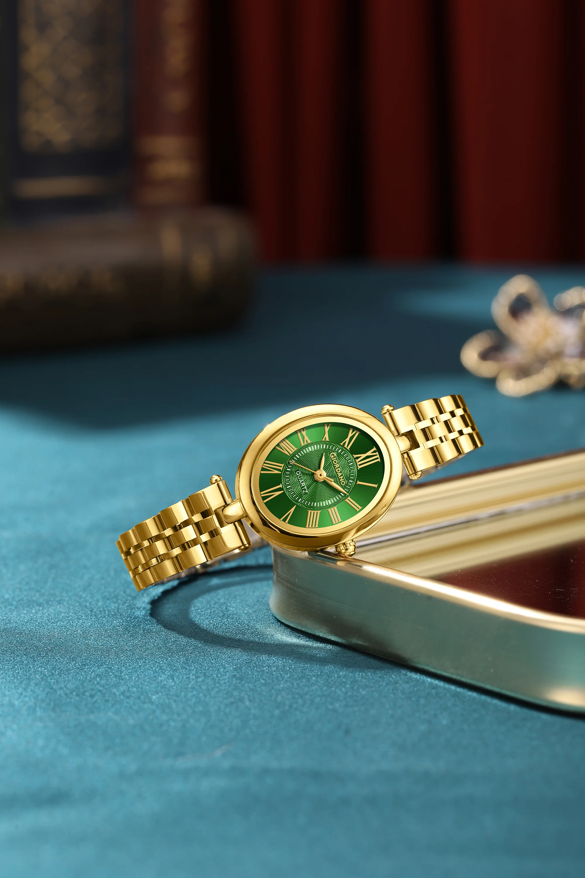 Giordano Analog Quartz Watch for Women with Texured Round Green Dial, Roman Indices, Blue Crown, Gold Stainless Steel Strap - GZ-60156-33 - Image 3