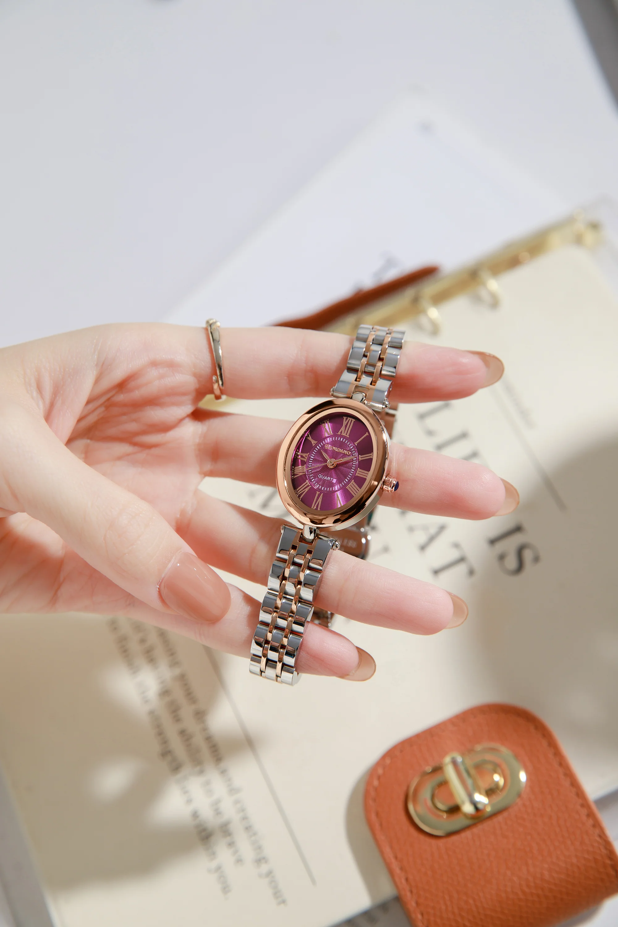 Giordano Analog Quartz Watch for Women with Texured Round Purple Dial, Roman Indices, Blue Crown, Silver and Rose Gold Stainless Steel Strap - GZ-60156-44 - Image 2