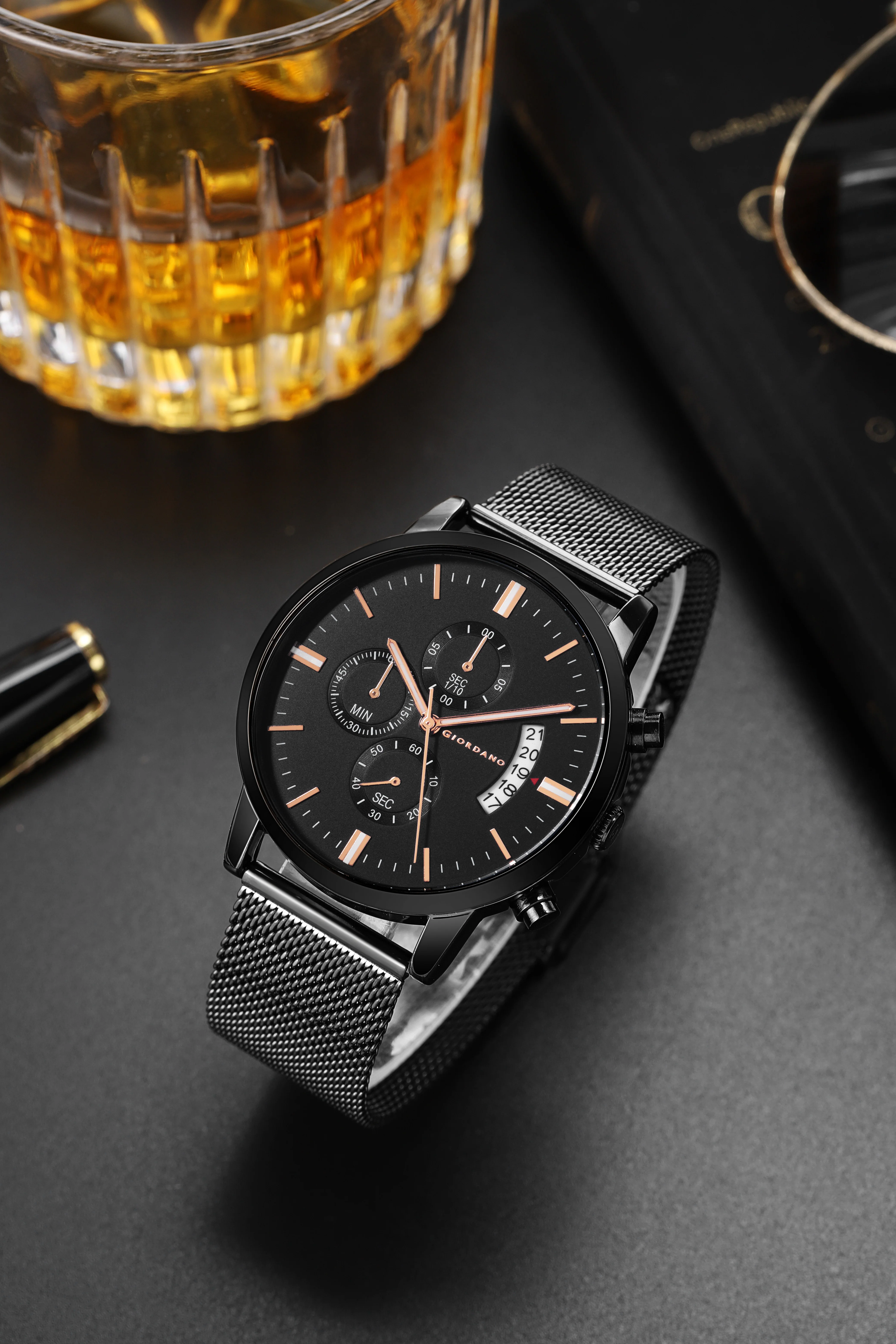 Giordano Analog Stylish Watch for Men Water Resistant Fashion Watch Round Shape with Multi-Functional Wrist Watch for Men & Boys to Compliment Your Look/Ideal Gift for Male - GZ-50055-55 - Image 2