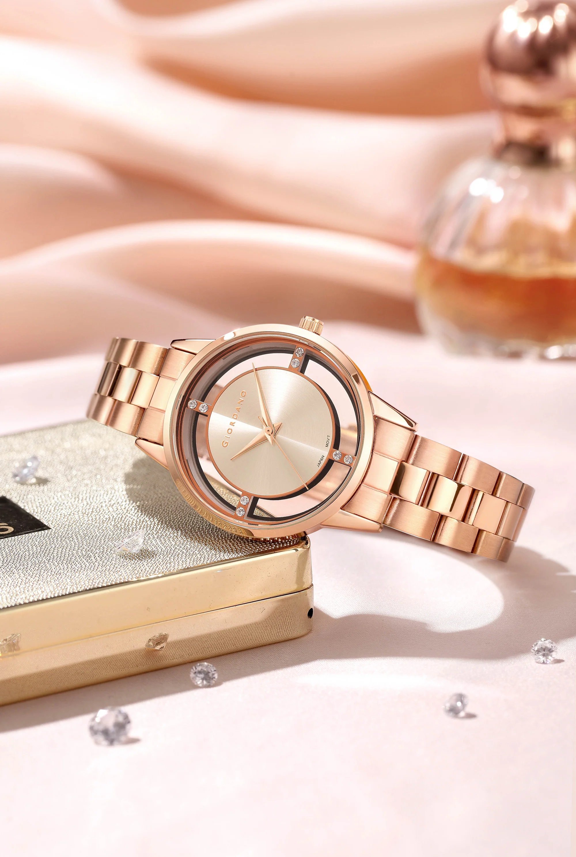 Giordano Analog Stylish Watch for Women Water Resistant Fashion Watch Round Shape with 3 Hand Mechanism Wrist Watch to Compliment Your Look/Ideal Gift for Female | GZ-60078-33 - Image 3