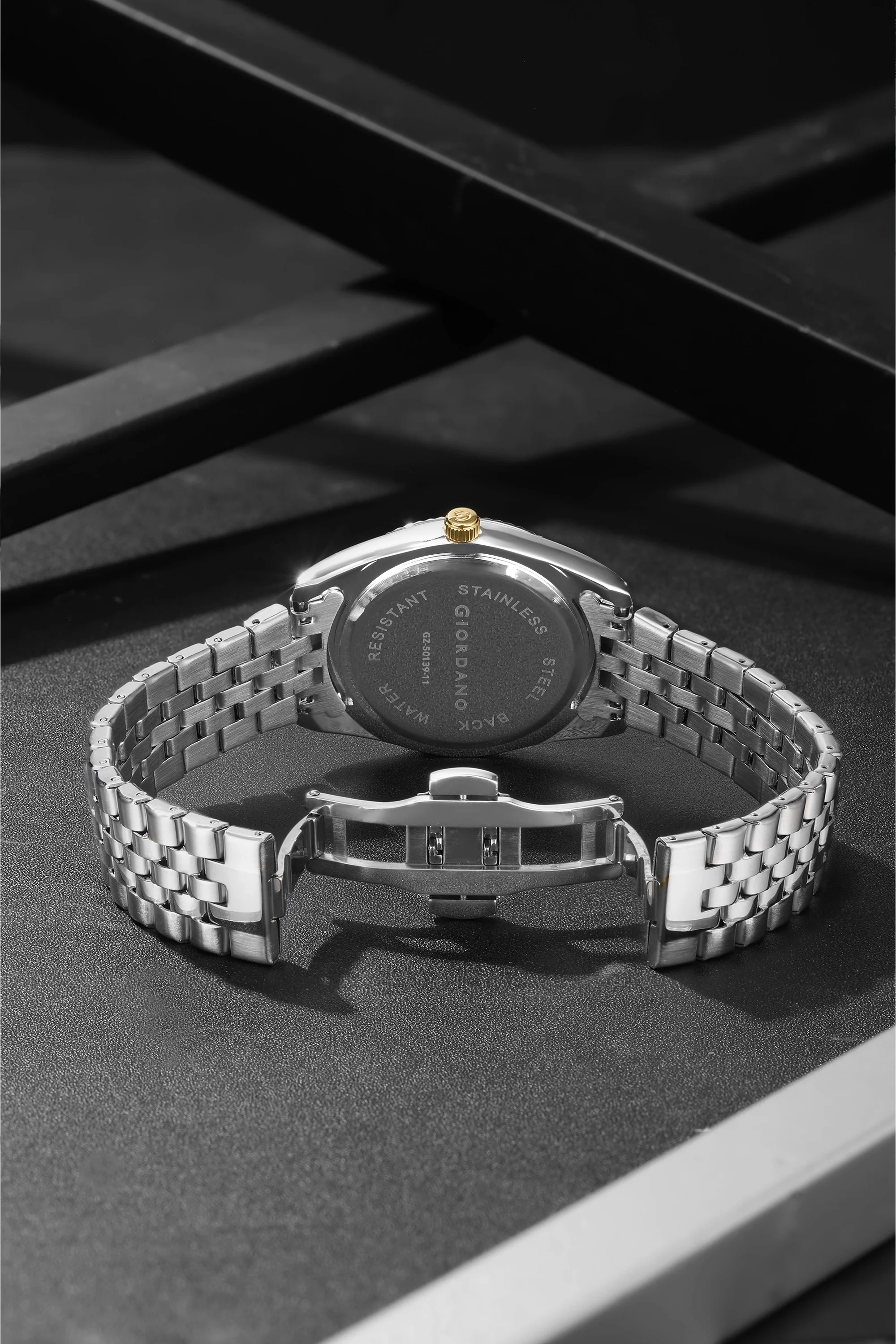 Giordano Analog Watch For Men - Dual-Tone Stainless Steel Strap, Crystal Indices And Fluted Bezel GZ-50139-11 - Image 6