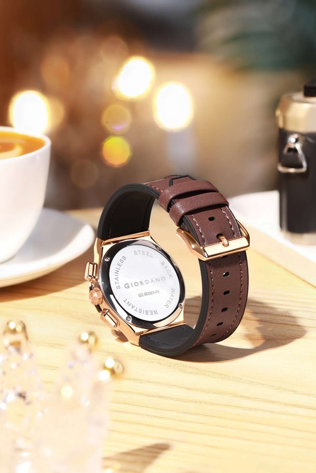 Giordano analog Watch for Women  – Round Dial,  Leather Strap, Crystal-Studded Bezel with Quartz Movement-GZ-60093-05 - Image 3