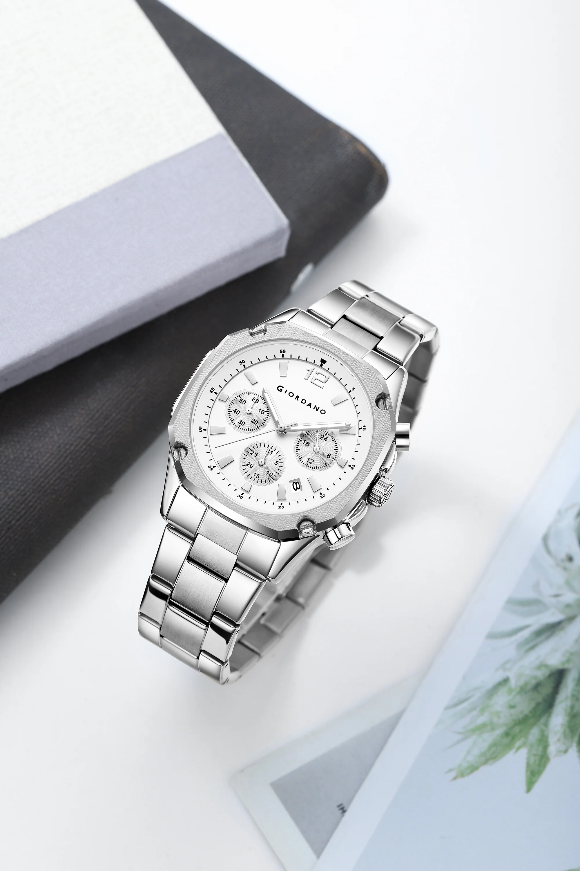 Giordano Analog Watch for Men with Chronograph Subdials, Round Silver Dial Date Window, Quartz Movement Silver Stainless Steel Strap GZ-50203-22 - Image 3