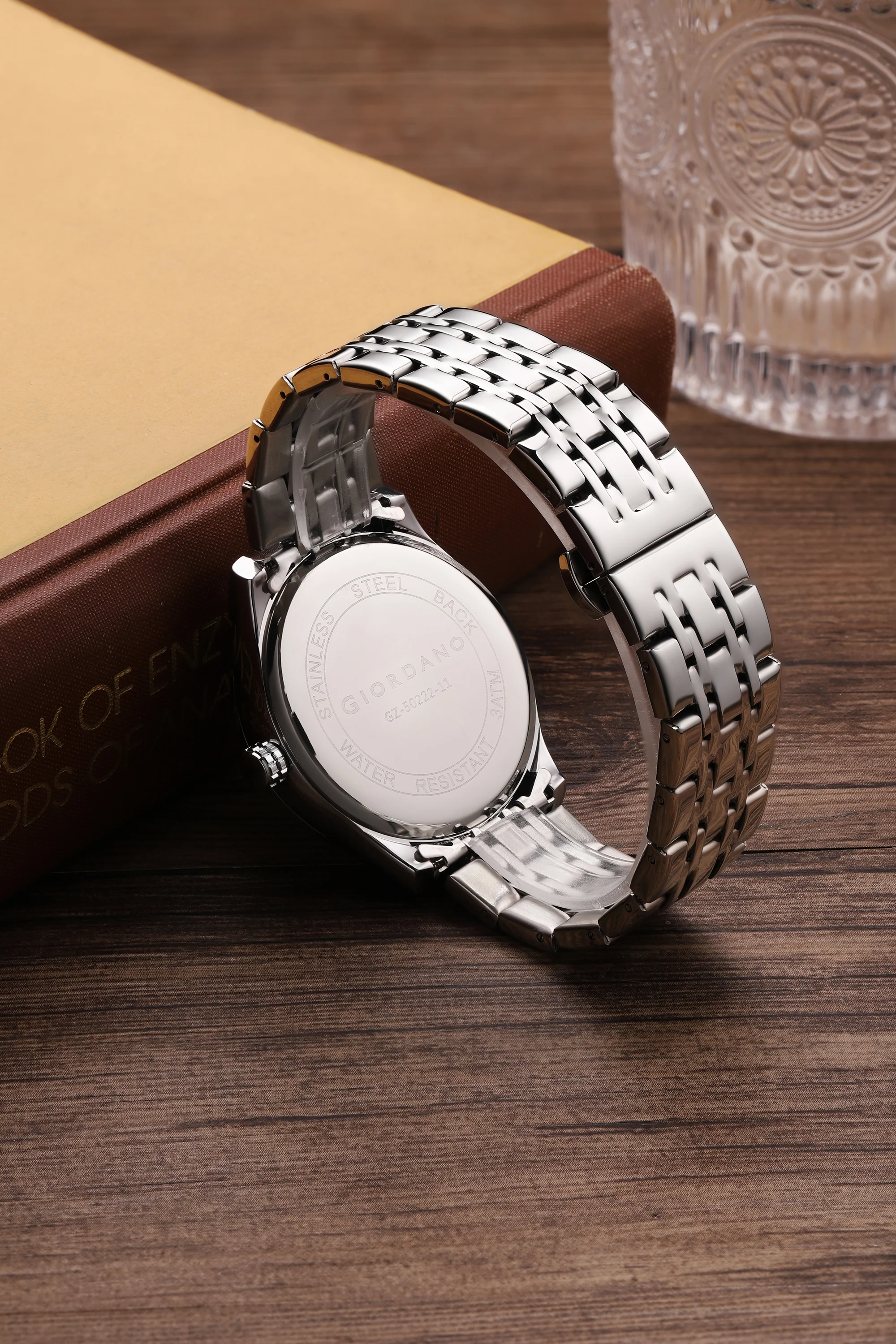 Giordano Analog Watch for Men with Round Black Dial, Gear-Inspired Design, Date Display & Stainless Steel Strap GZ-50222-11 - Image 4