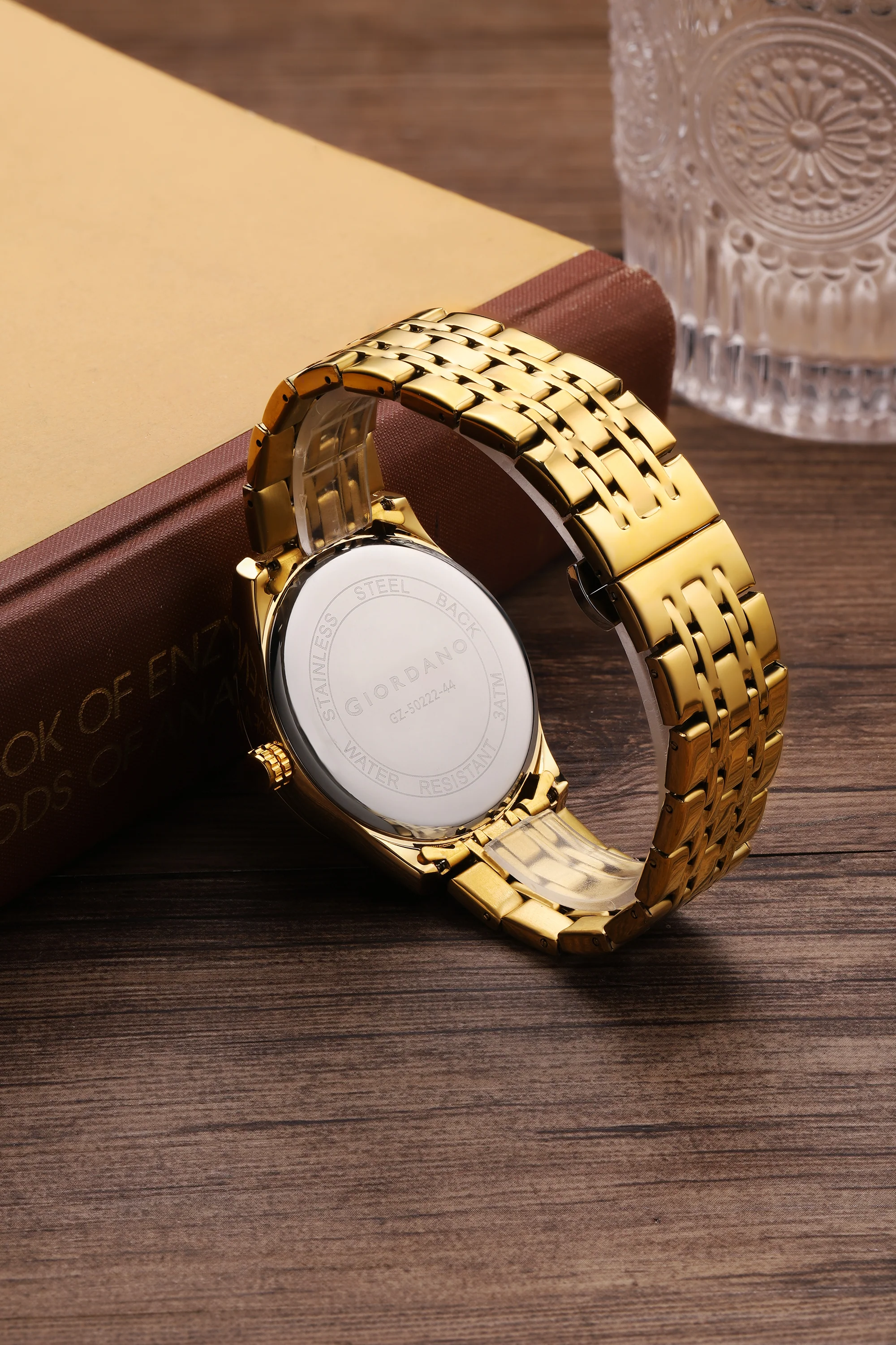 Giordano Analog Watch for Men with Round Gold Dial, Gear-Inspired Design, Date Display & Stainless Steel Strap GZ-50222-44 - Image 4