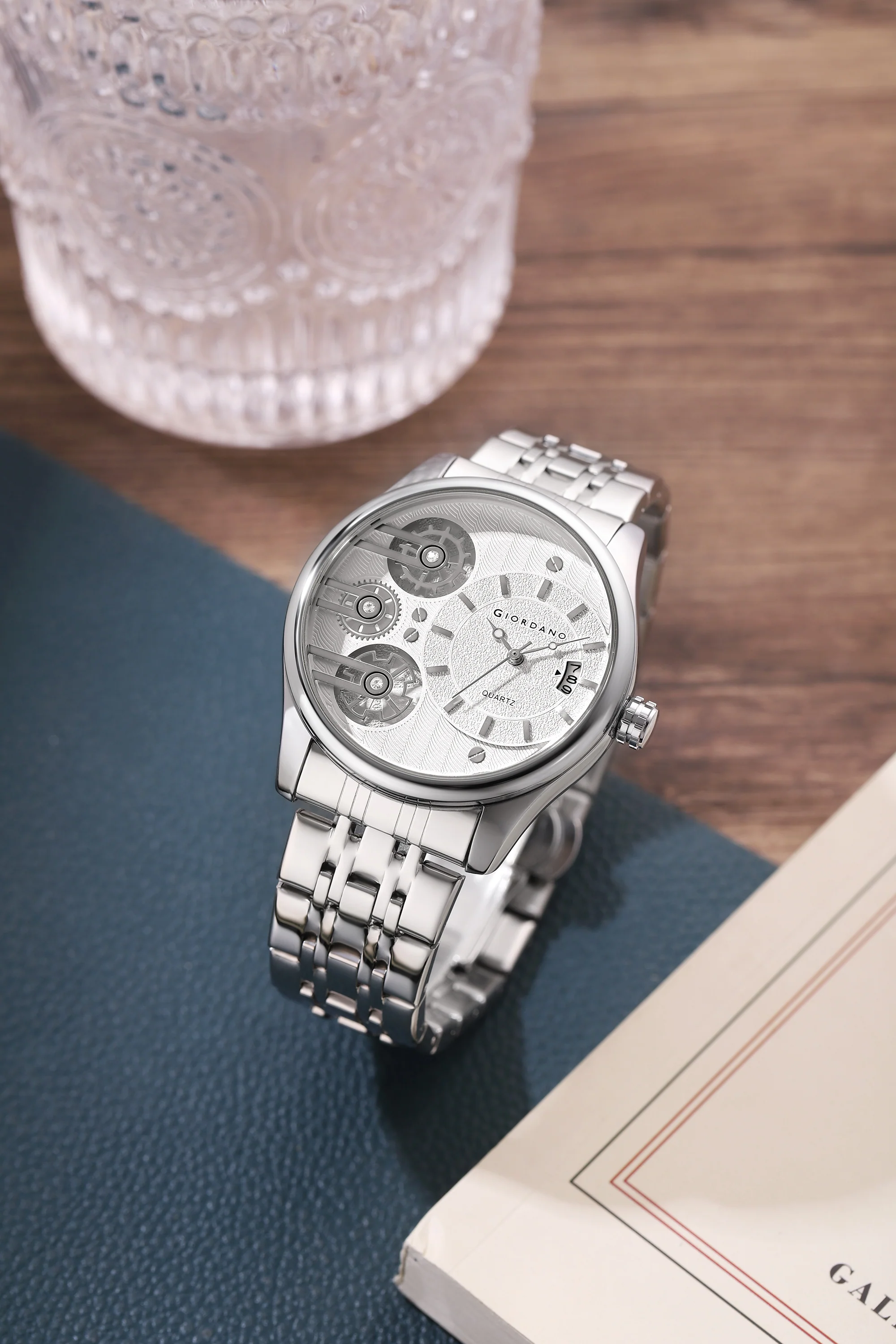 Giordano Analog Watch for Men with Round White Dial, Gear-Inspired Design, Date Display & Stainless Steel Strap GZ-50222-22