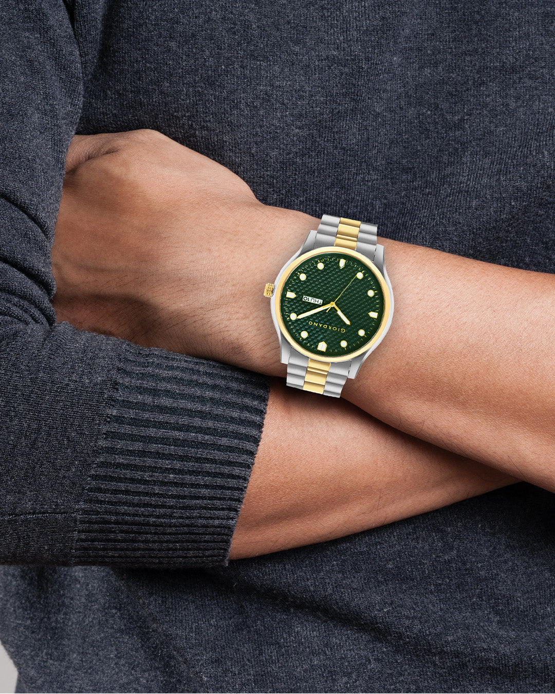 Giordano Analog Watch for Men with Two-Tone Stainless Steel Strap & Textured Dial, Day-Date Display, Elegant Casual Style | GZ-50122-11 - Image 2