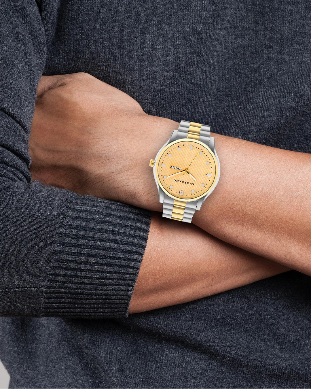 Giordano Analog Watch for Men with Two-Tone Stainless Steel Strap & Textured Dial, Day-Date Display, Elegant Casual Style | GZ-50122-44 - Image 2