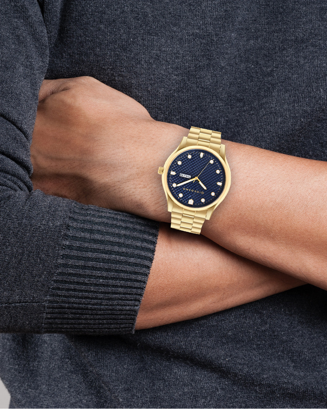 Giordano Analog Watch for Men with Two-Tone Stainless Steel Strap & Textured Dial, Day-Date Display, Elegant Casual Style | GZ-50122-55 - Image 2