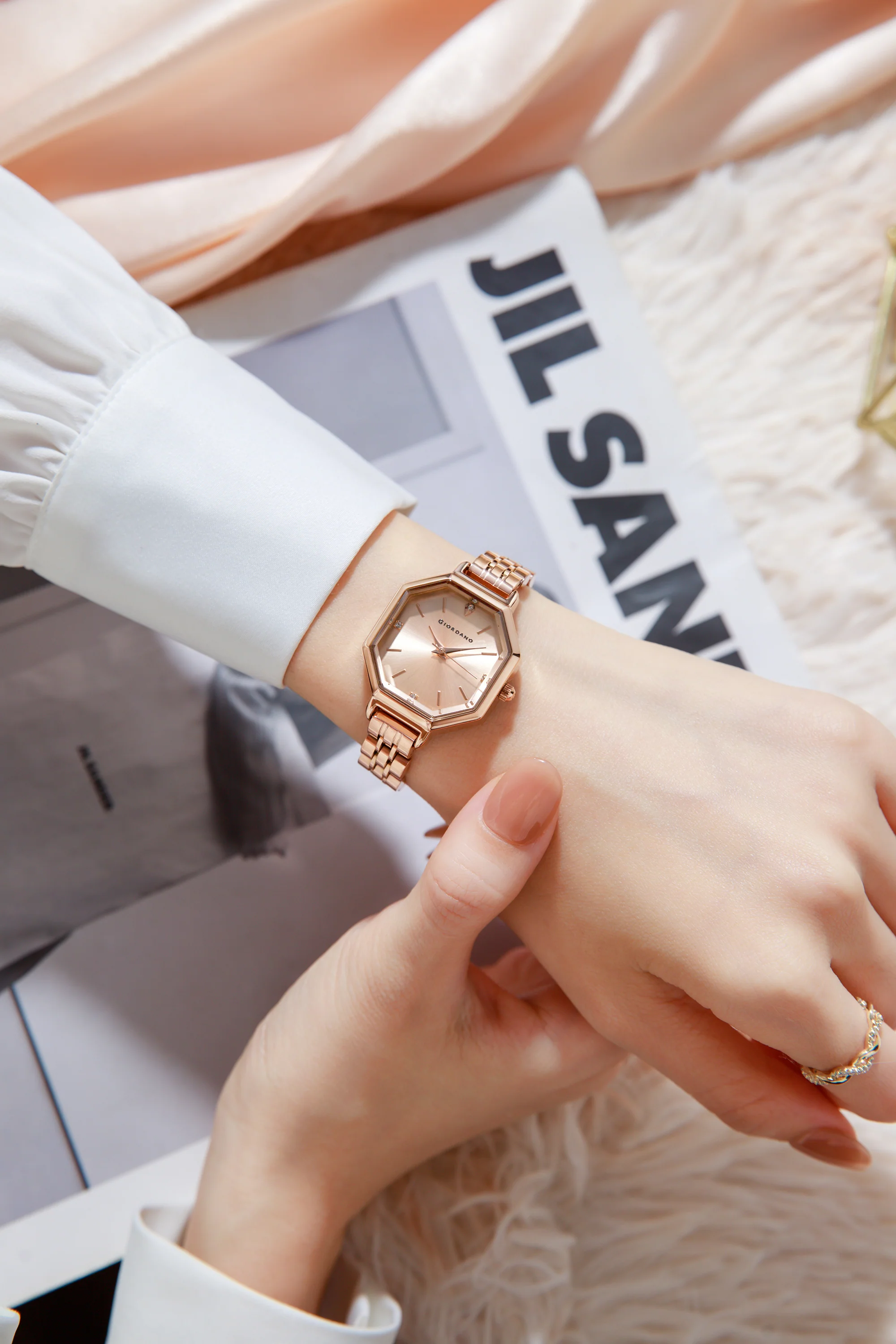 Giordano Analog Watch for Women – Classic octagonal gloss finish Dial with rose gold stainless steel strap | GZ-60113-22 - Image 2