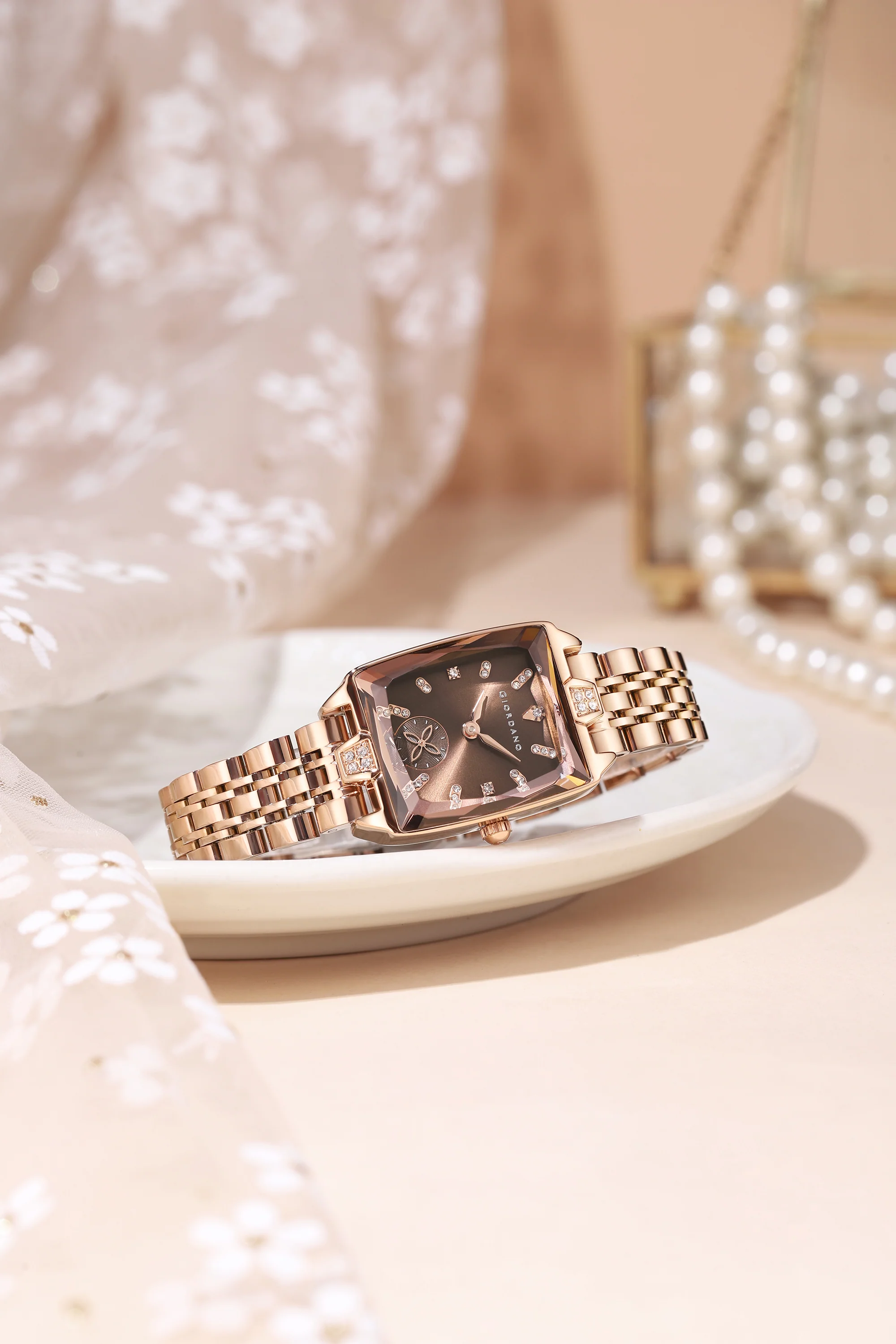 Giordano Analog Watch For Women - Rectangular Dial, Crystal Hour Markers And Rose Gold Stainless Steel Strap GZ-60102-11 - Image 4