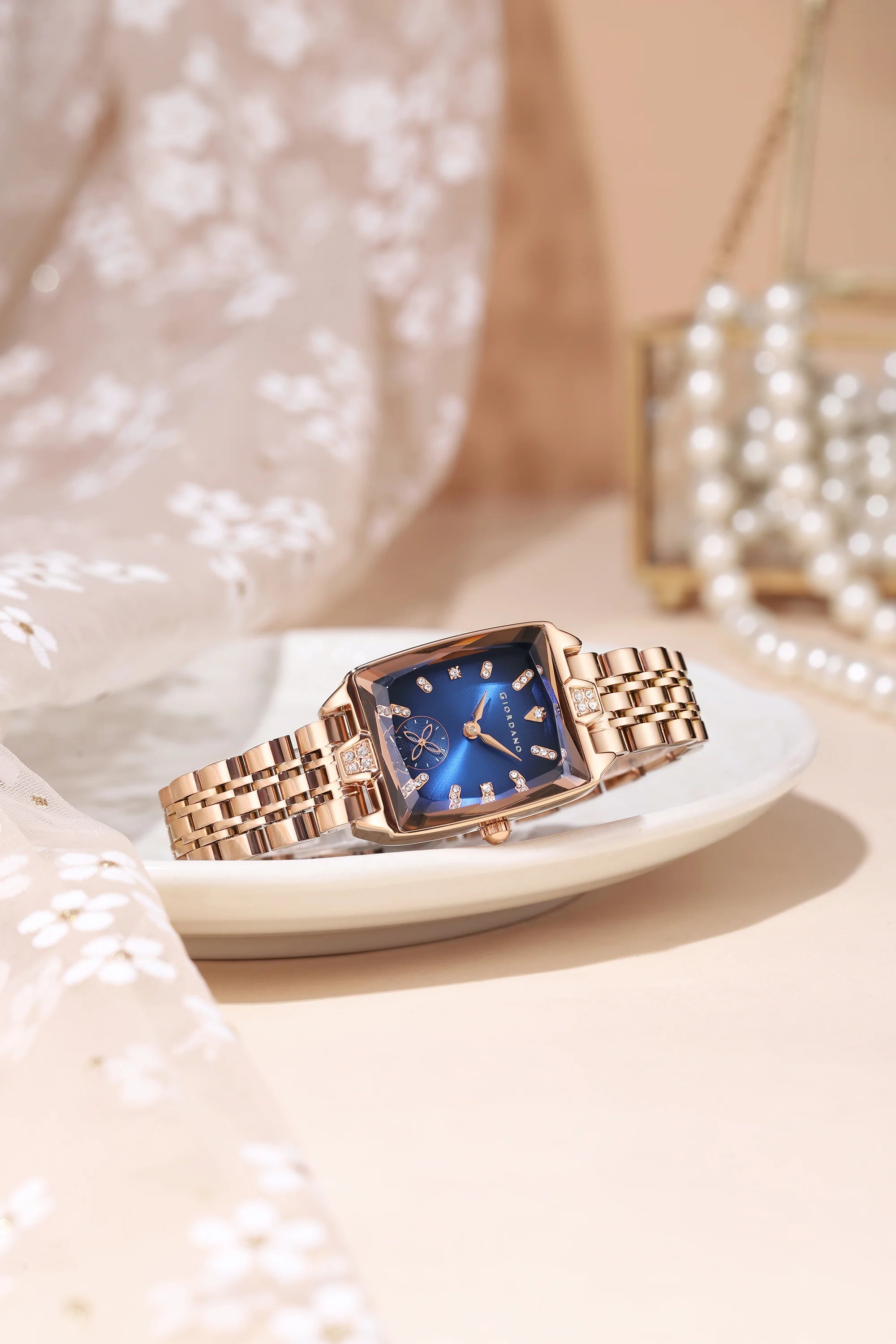 Giordano Analog Watch For Women - Rectangular Dial, Crystal Hour Markers And Rose Gold Stainless Steel Strap GZ-60102-22 - Image 3