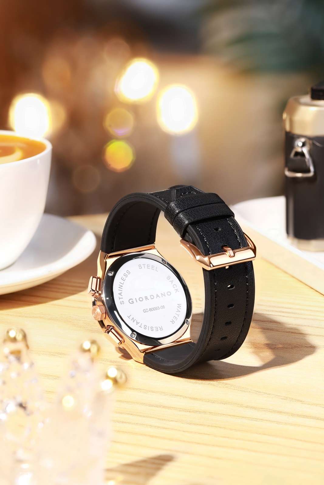 Giordano analog Watch for Women  – Round Dial,  Leather Strap, Crystal-Studded Bezel with Quartz Movement-GZ-60093-06 - Image 3