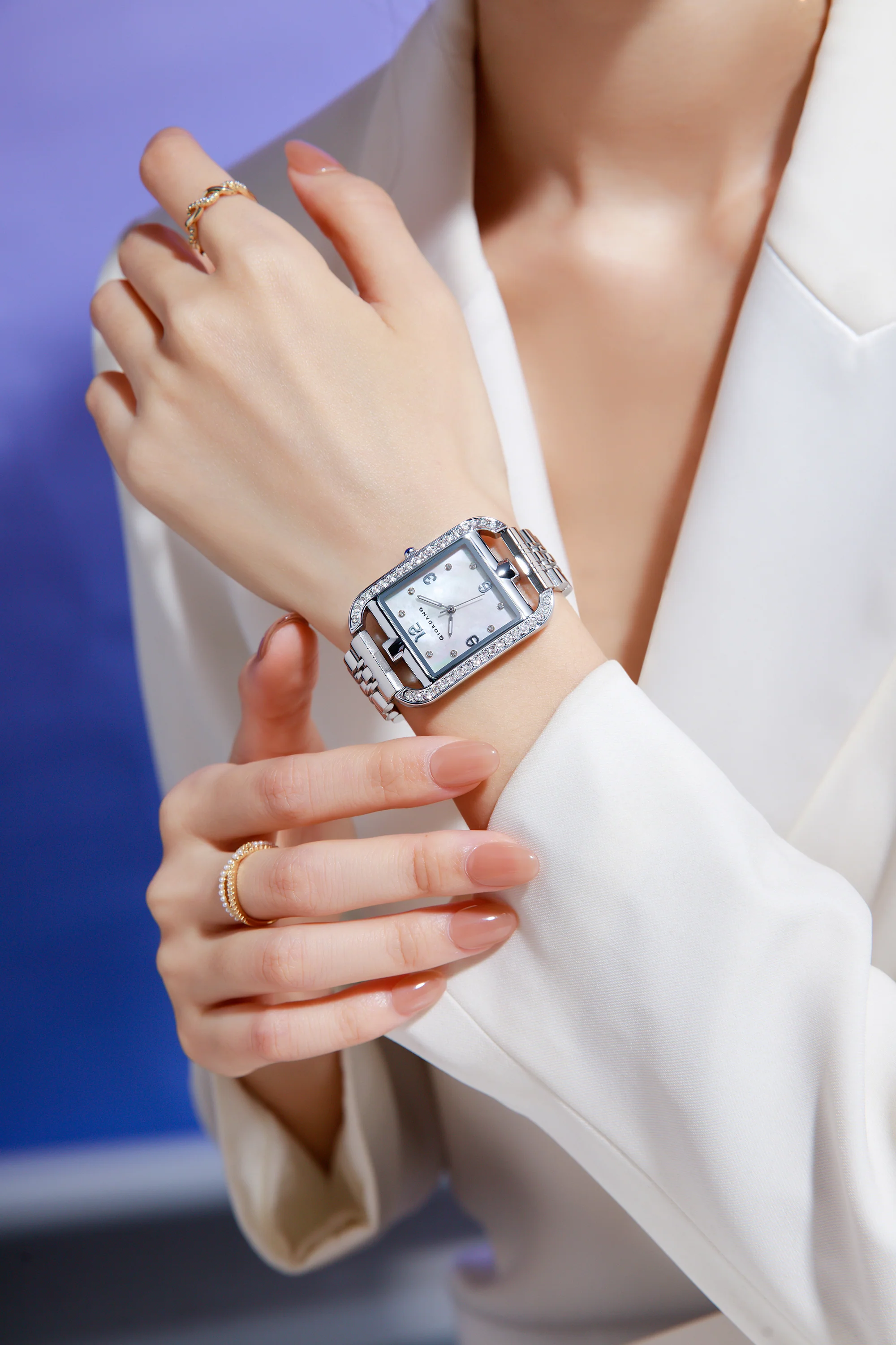 Giordano Analog Watch for Women– Stylish Dial with Crystal Accents, Metal Strap, Quartz Movement – Elegant Accessory for Special Occasions | GZ-60108-11 - Image 2