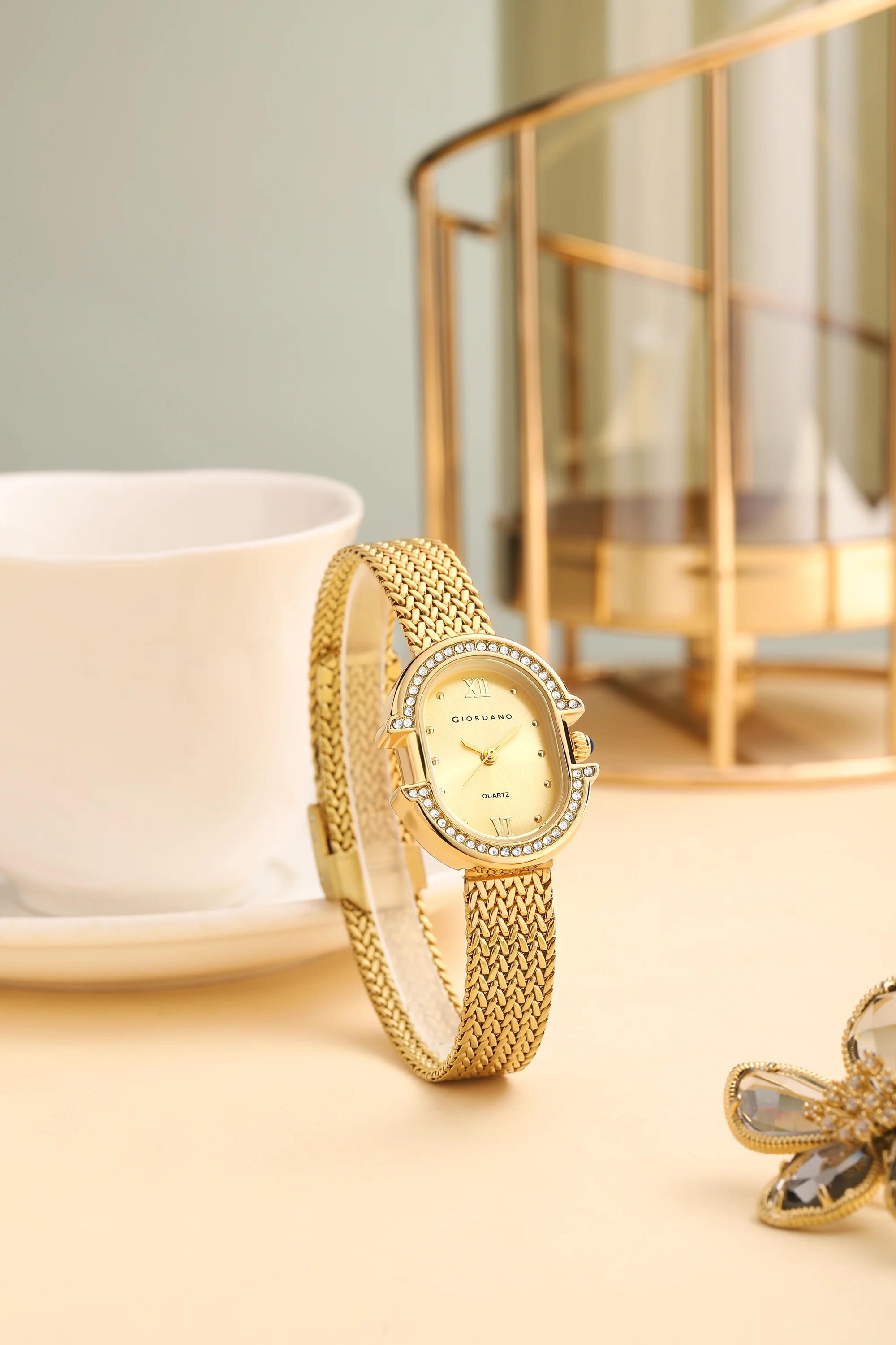 Giordano Analog Watch for Women with Oval Gold Dial, Crystal Studded Bezel, Roman Indices & Gold Stainless Steel Mesh Strap GZ-60168-33 - Image 3