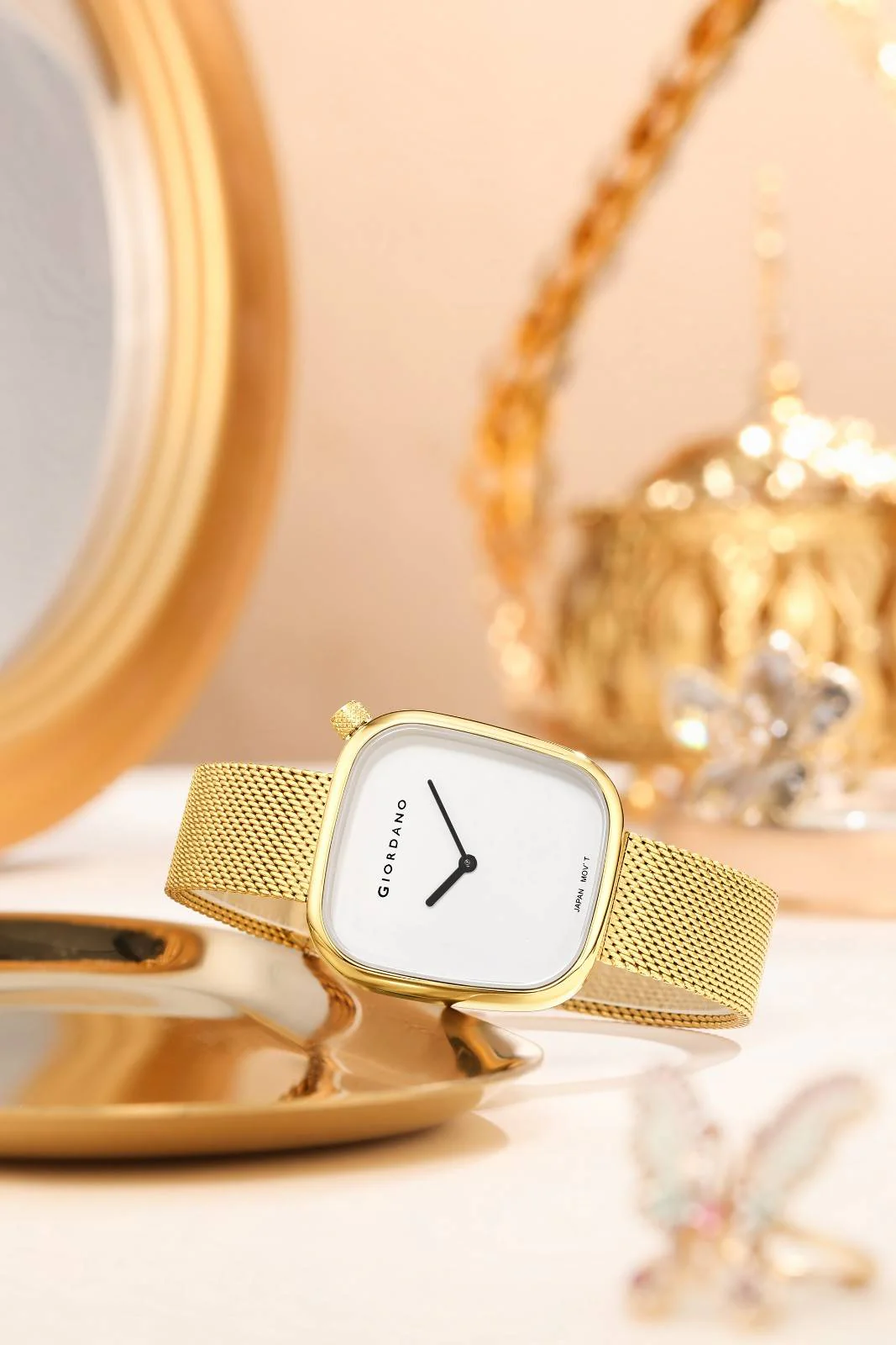 Giordano Analog Wrist Watch for Women with Stylish Metal Strap, Square dial and 3 Hand Mechanism GD-60006-66 - Image 3