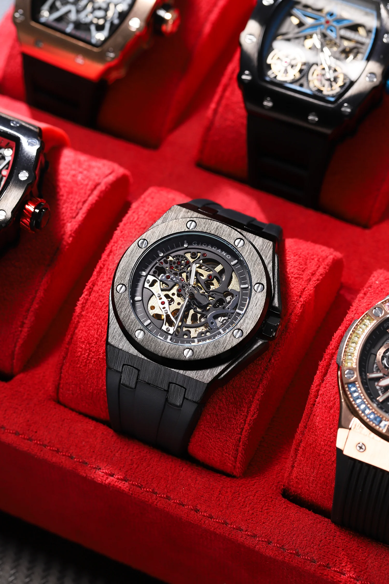 Giordano Automatic Watch for Men – Mechanical Skeleton Dial,Transparent Gear Display, Silicon Strap | GZ-50129-01 - Image 3