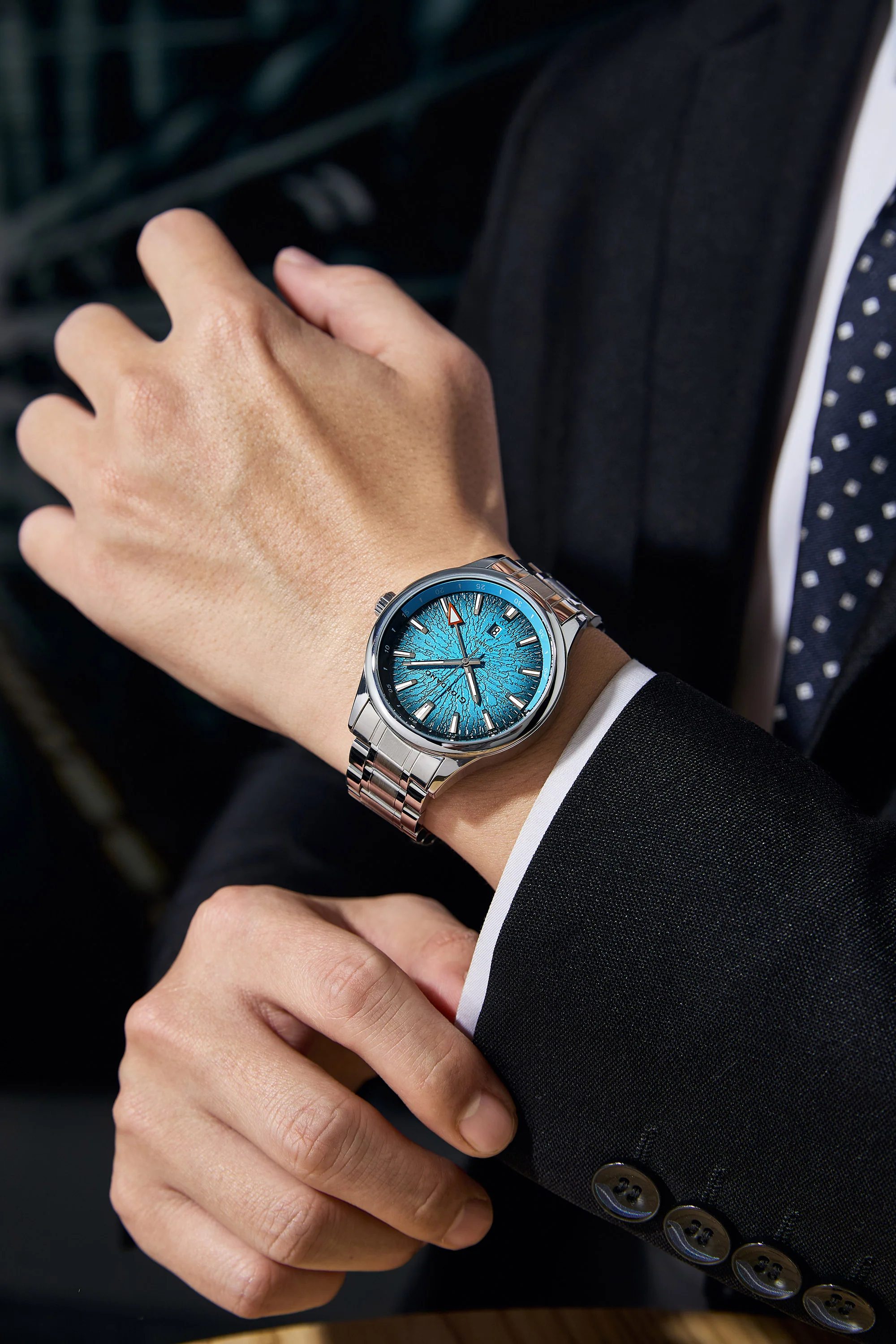 Giordano Automatic Watch for Men with Skeleton Black Dial, Luminous Hands & Hour Markers, Mechanical Automatic Movement, Stainless Steel Strap - GZ-50196-22 - Image 2