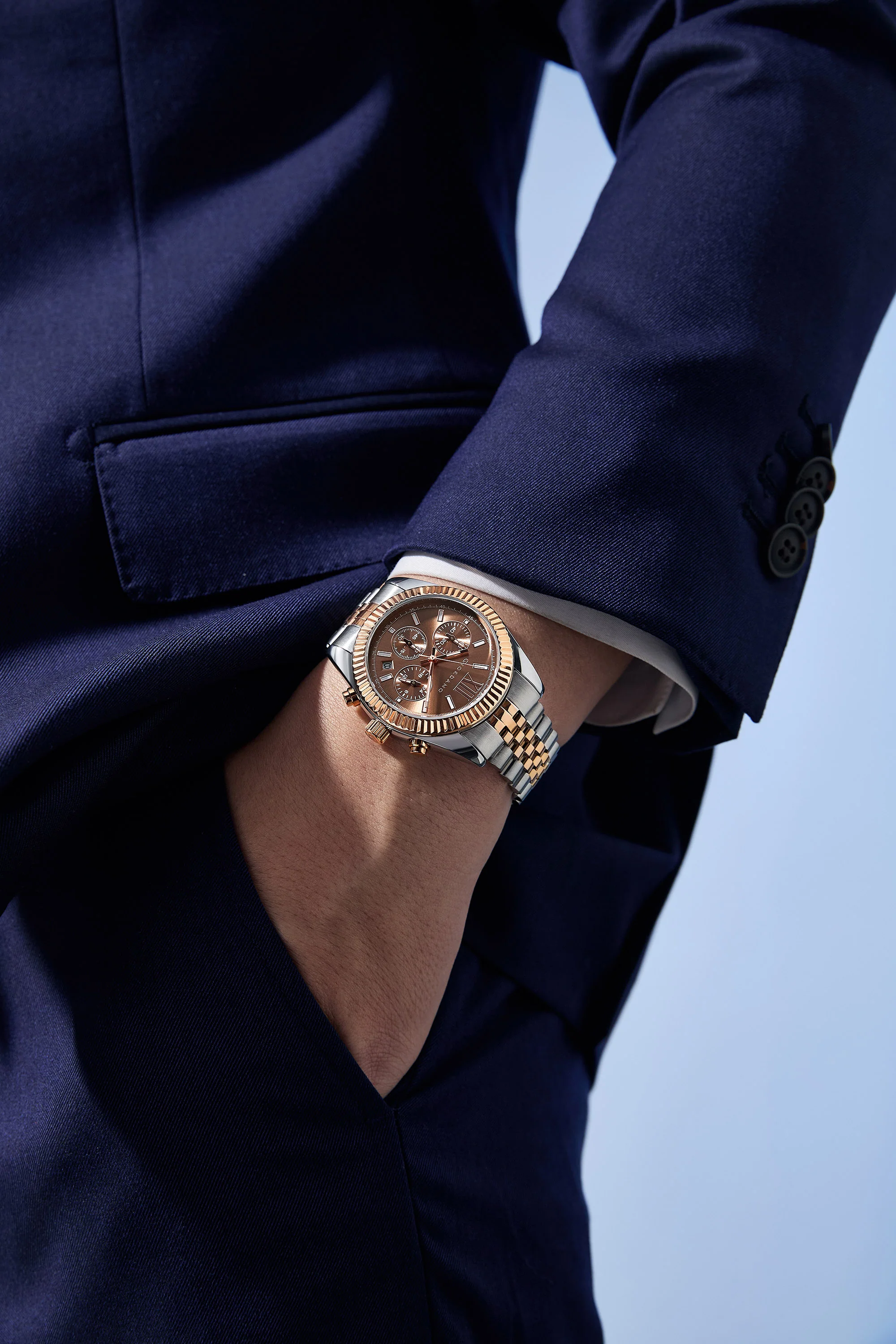 Giordano Chronograph Analog Quartz Watch for Men with Round Brown Dial, Roman indices, Date Function, Luminos hands and Markers, Silver and Rose Gold Stainless Steel Strap - GZ-50217-66 - Image 2