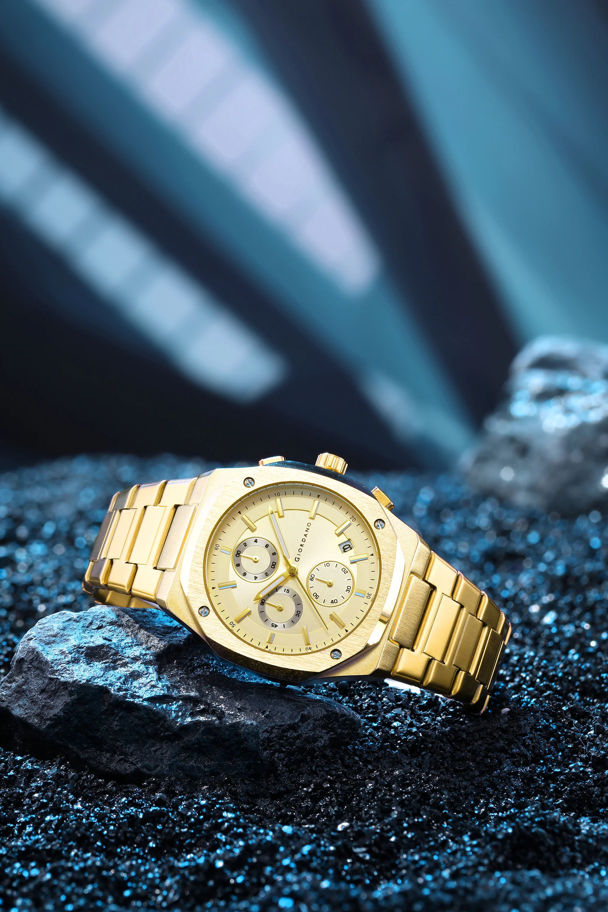 Giordano Chronograph Analog Quartz Watch for Men with Round Gold Dial, Octgonal case, Date Function, Luminous Hands and Hour Markers, Gold Stainless Steel Strap - GZ-50202-44 - Image 3