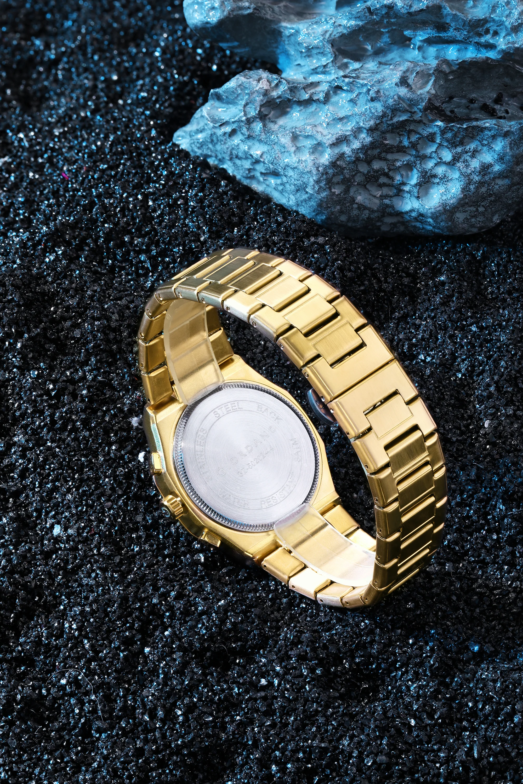 Giordano Chronograph Analog Quartz Watch for Men with Round Gold Dial, Octgonal case, Date Function, Luminous Hands and Hour Markers, Gold Stainless Steel Strap - GZ-50202-44 - Image 4