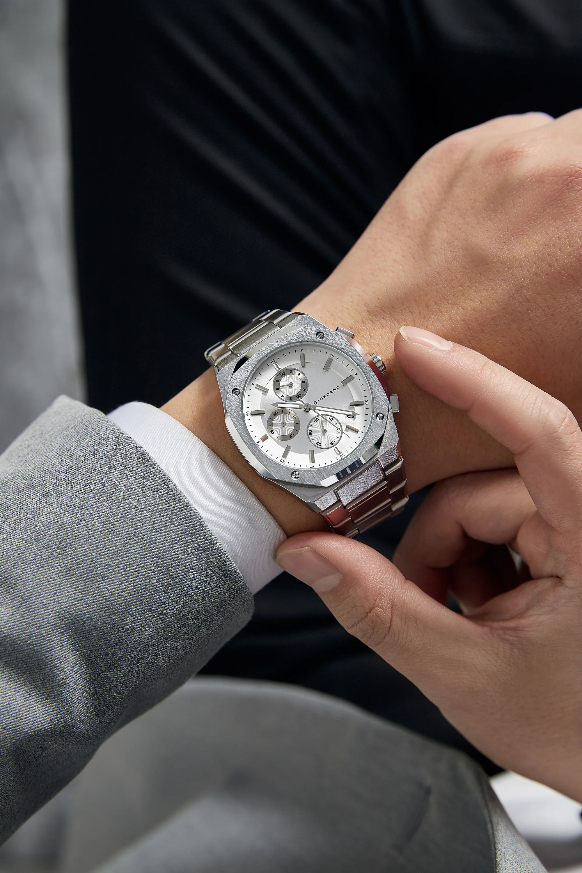 Giordano Chronograph Analog Quartz Watch for Men with Round White Dial, Octgonal case, Date Function, Luminous Hands and Hour Markers, Silver Stainless Steel Strap - GZ-50202-22 - Image 2